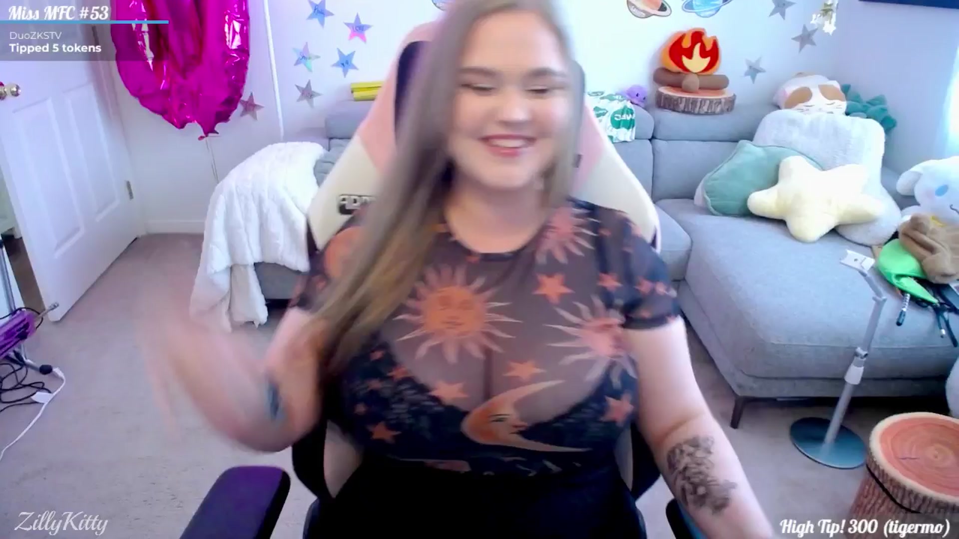 Gallery image thumbnail from ZillyKitty's myfreecams stream on, 07/16/2025, 22:12 image 10 of 20