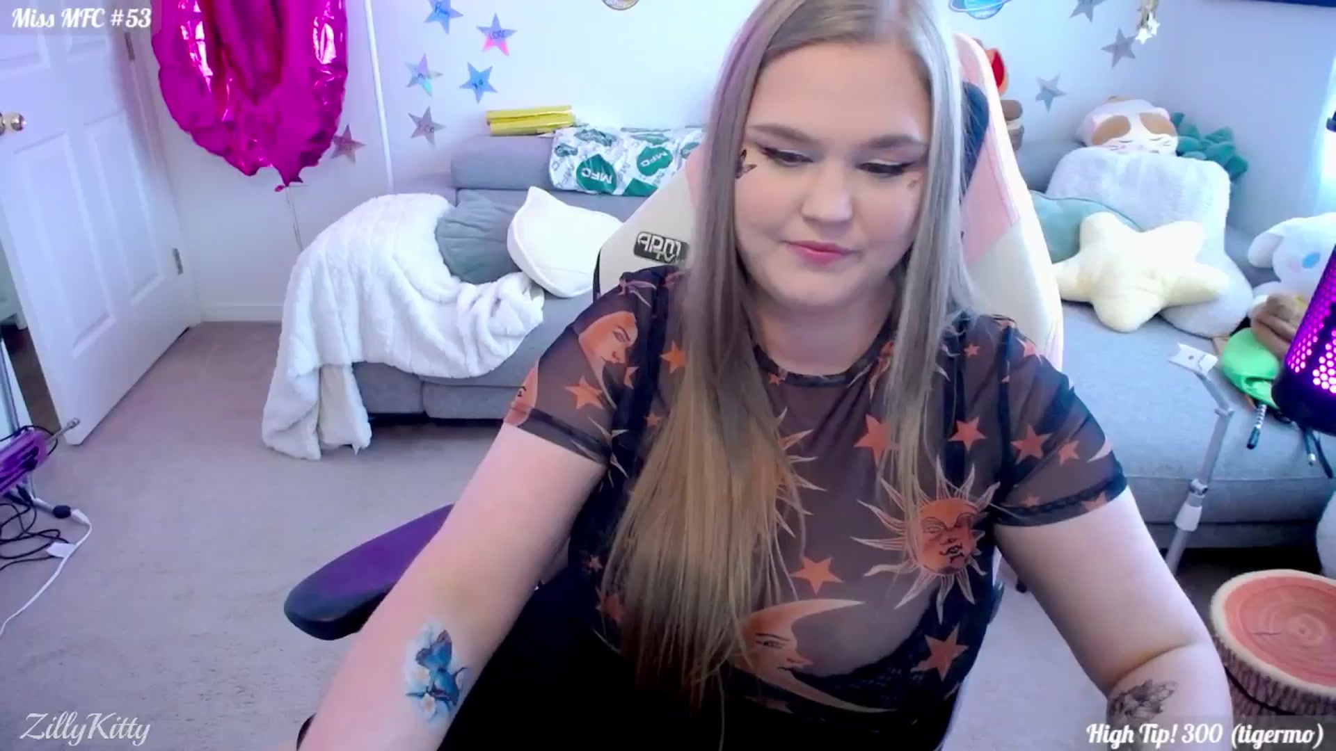 Gallery image thumbnail from ZillyKitty's myfreecams stream on, 07/16/2025, 22:12 image 6 of 20
