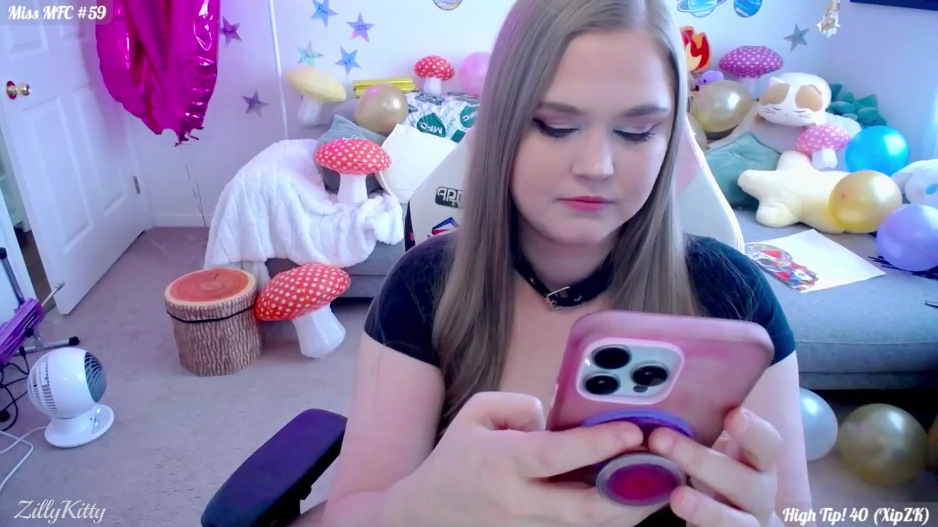 Gallery image thumbnail from ZillyKitty's myfreecams stream on, 07/20/2025, 24:05 image 1 of 20
