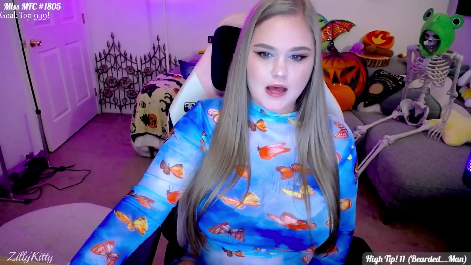 Gallery image thumbnail from ZillyKitty's myfreecams stream on, 09/16/2025, 02:09 image 2 of 20