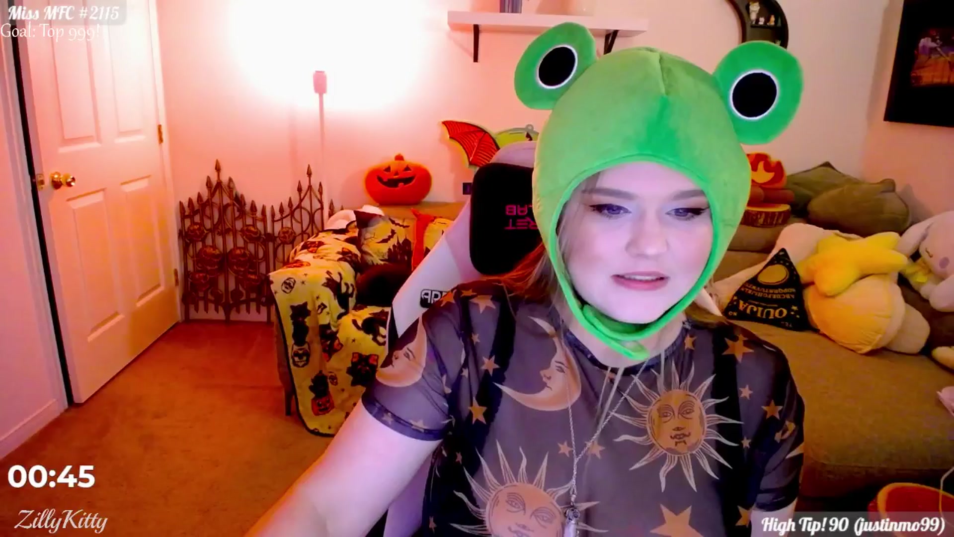 Gallery image thumbnail from ZillyKitty's myfreecams stream on, 09/25/2025, 02:24 image 3 of 20