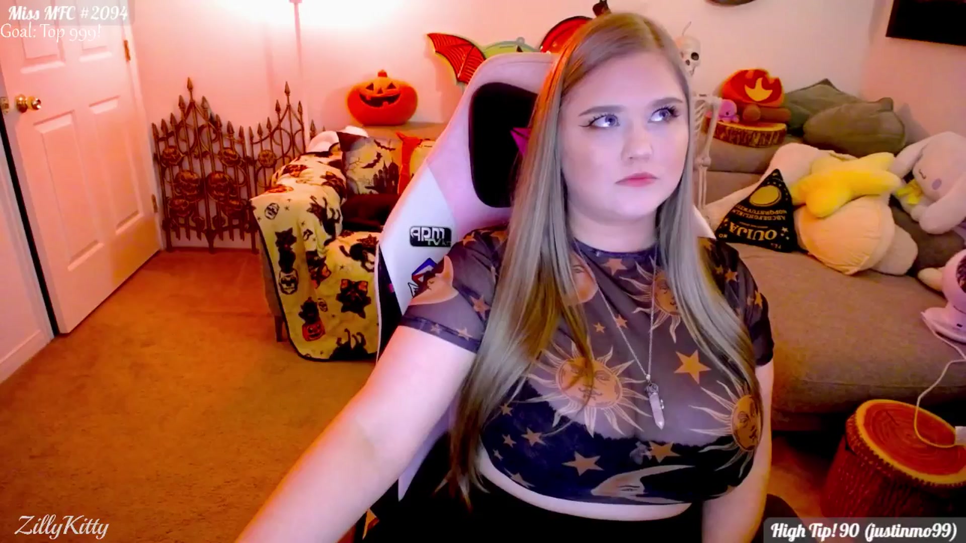 Gallery image thumbnail from ZillyKitty's myfreecams stream on, 09/25/2025, 02:24 image 9 of 20