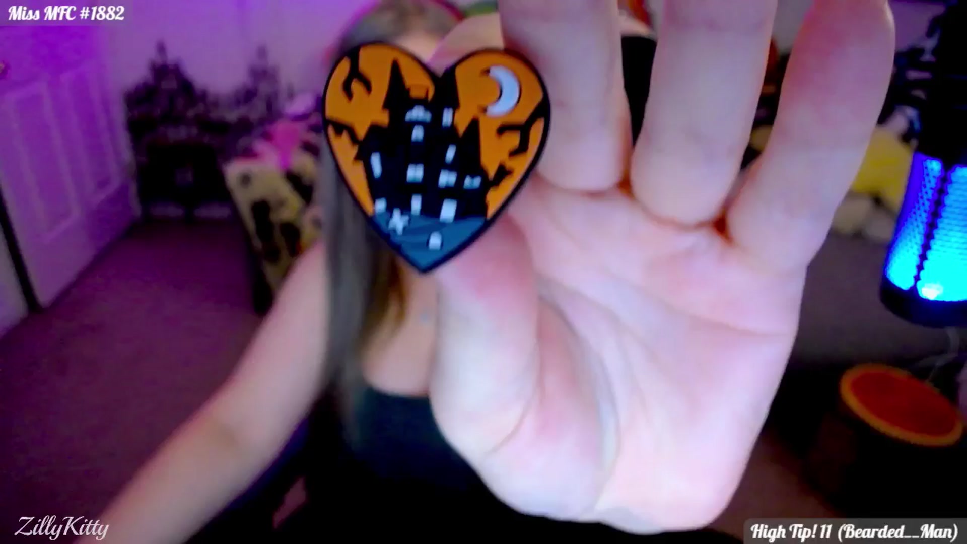 Gallery image thumbnail from ZillyKitty's myfreecams stream on, 10/01/2025, 01:15 image 2 of 20