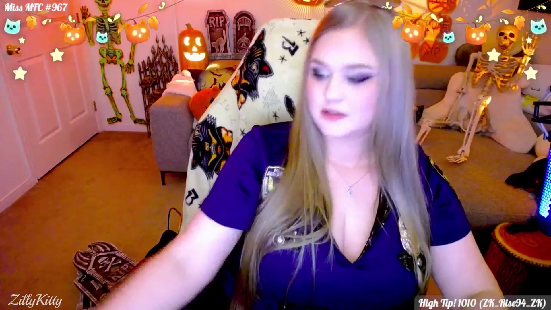 Gallery image thumbnail from ZillyKitty's myfreecams stream on, 10/15/2025, 24:06 image 19 of 20