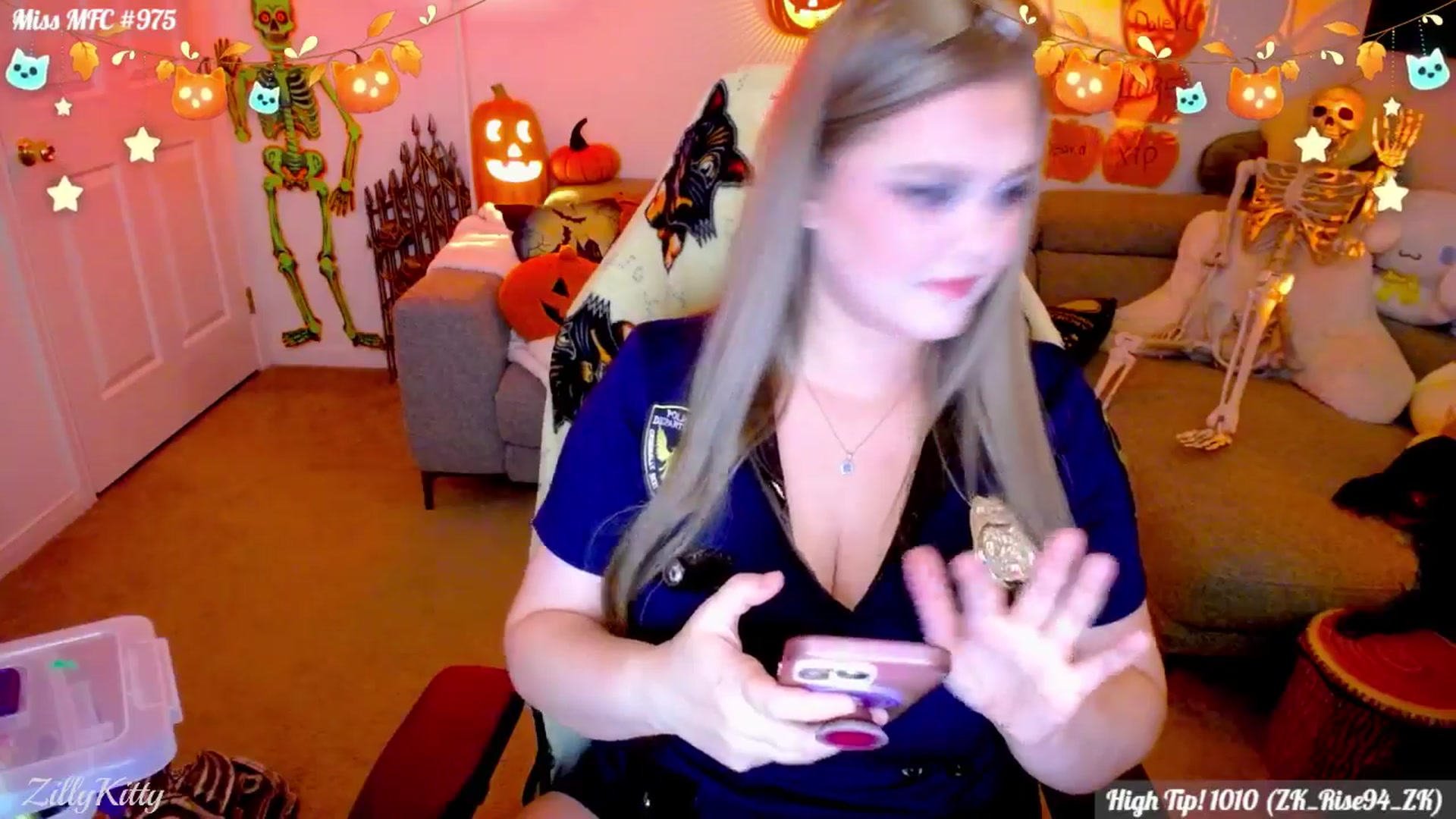 Gallery image thumbnail from ZillyKitty's myfreecams stream on, 10/15/2025, 24:06 image 5 of 20