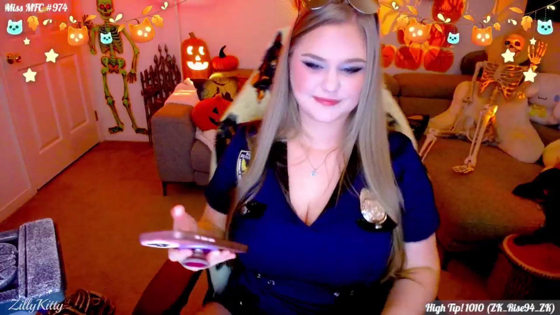 Gallery image thumbnail from ZillyKitty's myfreecams stream on, 10/15/2025, 24:06 image 4 of 20