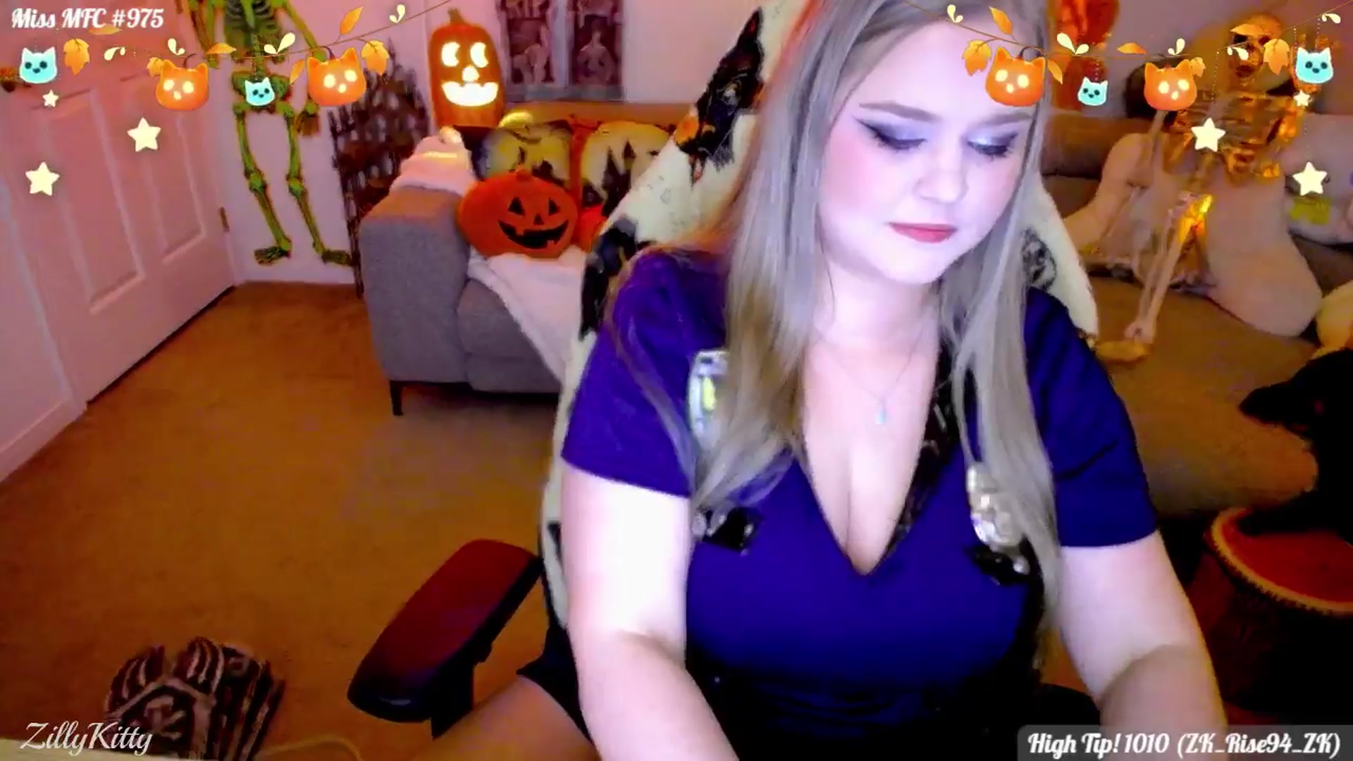 Gallery image thumbnail from ZillyKitty's myfreecams stream on, 10/15/2025, 24:06 image 6 of 20