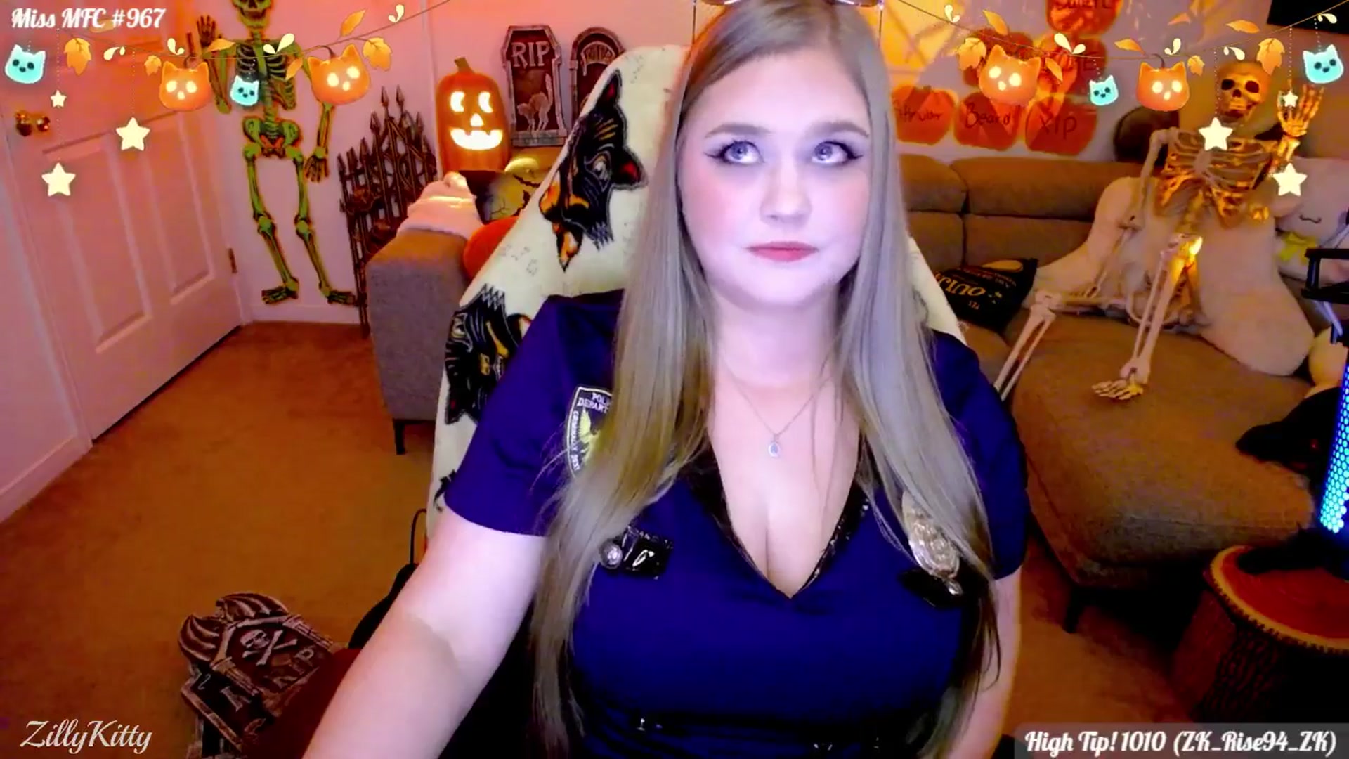Gallery image thumbnail from ZillyKitty's myfreecams stream on, 10/15/2025, 24:06 image 17 of 20
