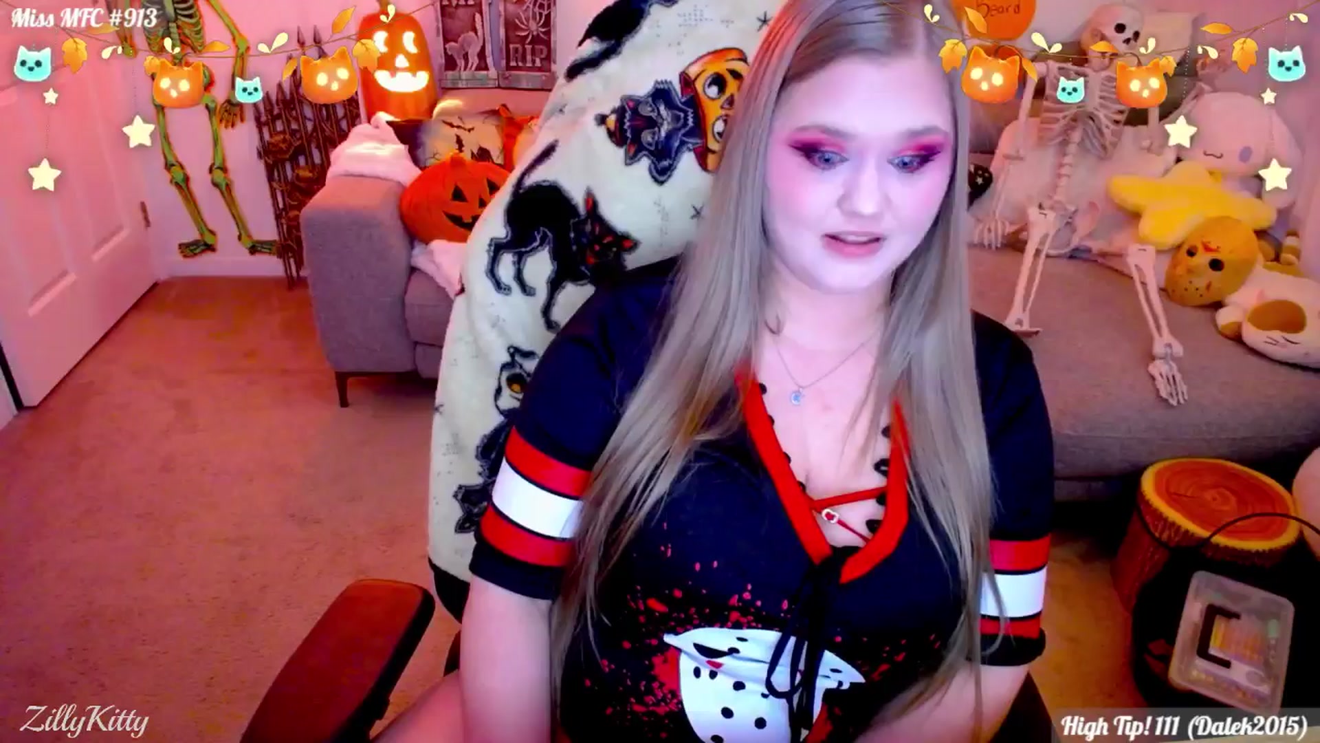 Gallery image thumbnail from ZillyKitty's myfreecams stream on, 10/24/2025, 24:03 image 18 of 20