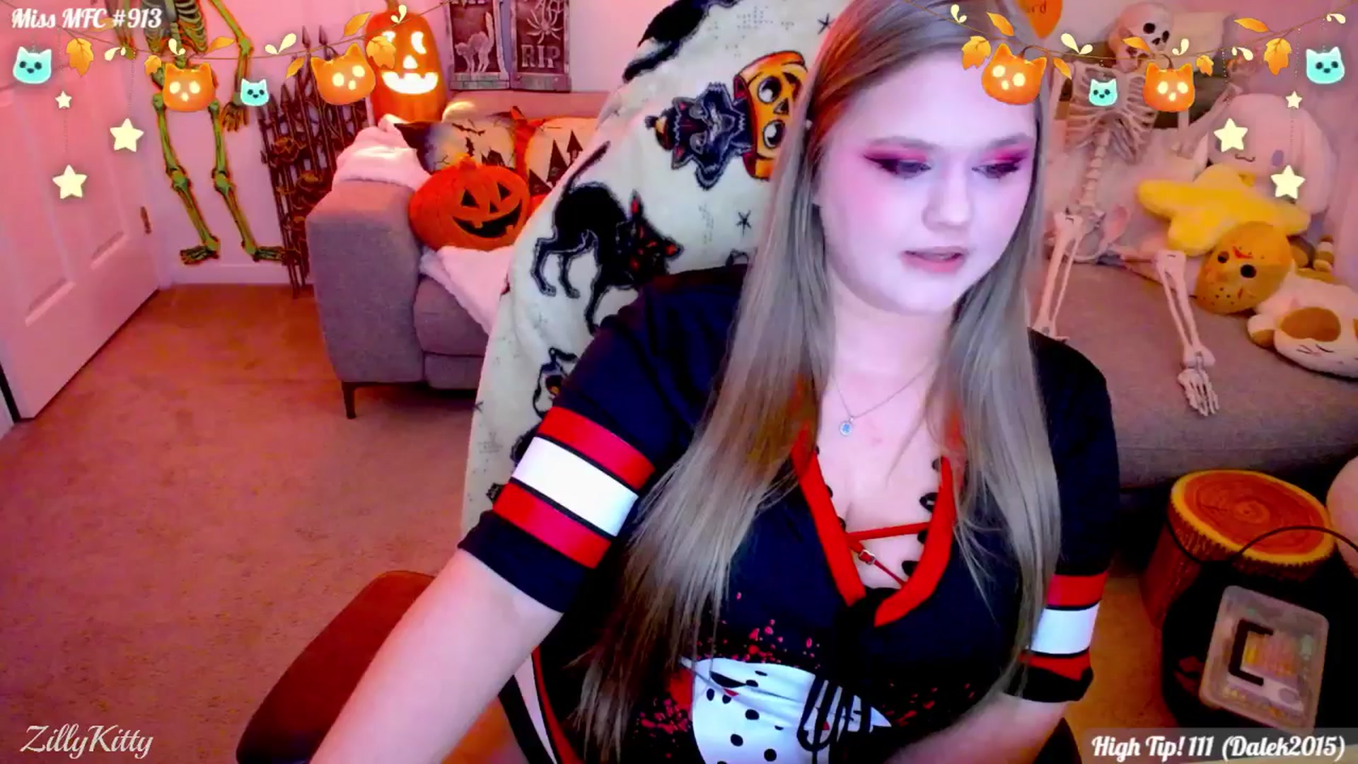 Gallery image thumbnail from ZillyKitty's myfreecams stream on, 10/24/2025, 24:46 image 14 of 20