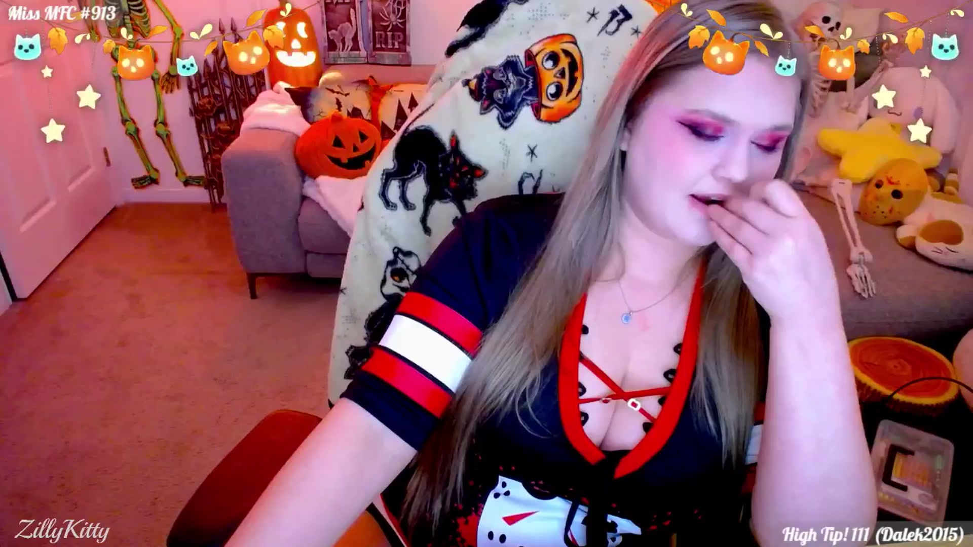 Gallery image thumbnail from ZillyKitty's myfreecams stream on, 10/24/2025, 24:46 image 10 of 20