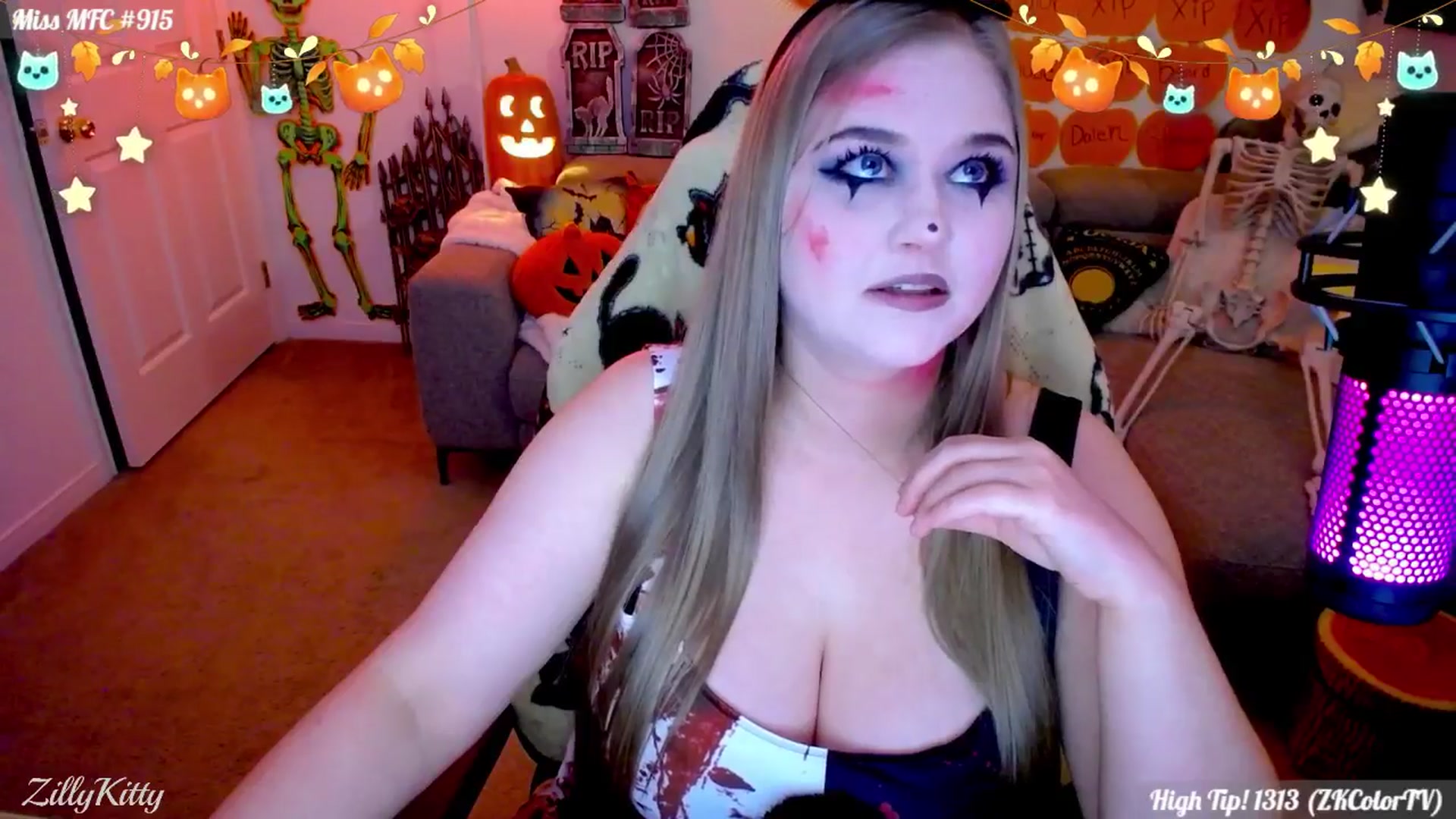 Gallery image thumbnail from ZillyKitty's myfreecams stream on, 10/25/2025, 02:29 image 6 of 20
