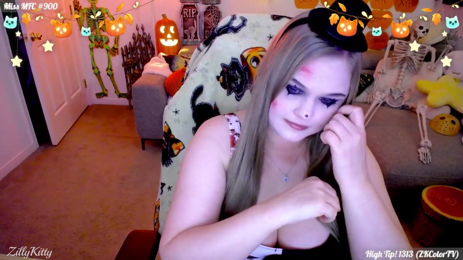 Gallery image thumbnail from ZillyKitty's myfreecams stream on, 10/25/2025, 02:29 image 14 of 20