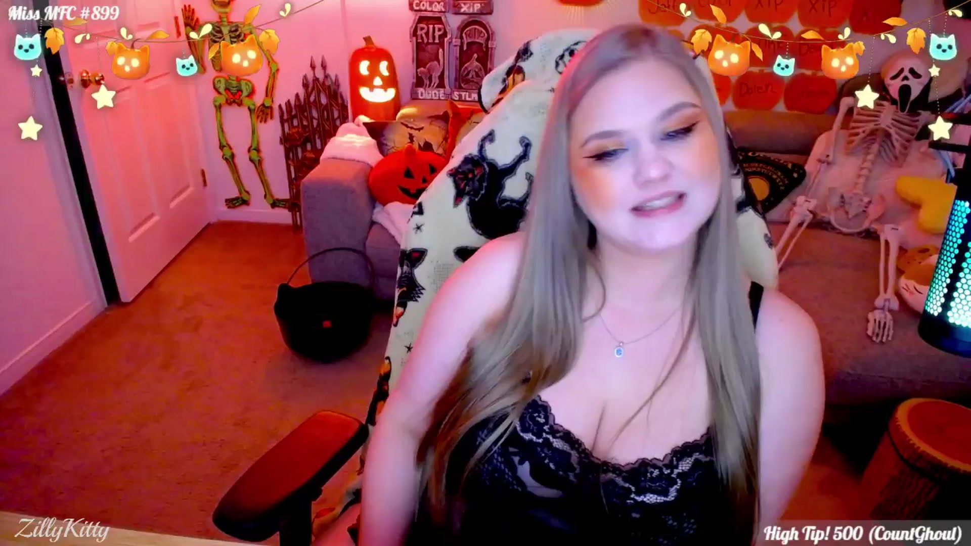 Gallery image thumbnail from ZillyKitty's myfreecams stream on, 10/30/2025, 01:50 image 14 of 20