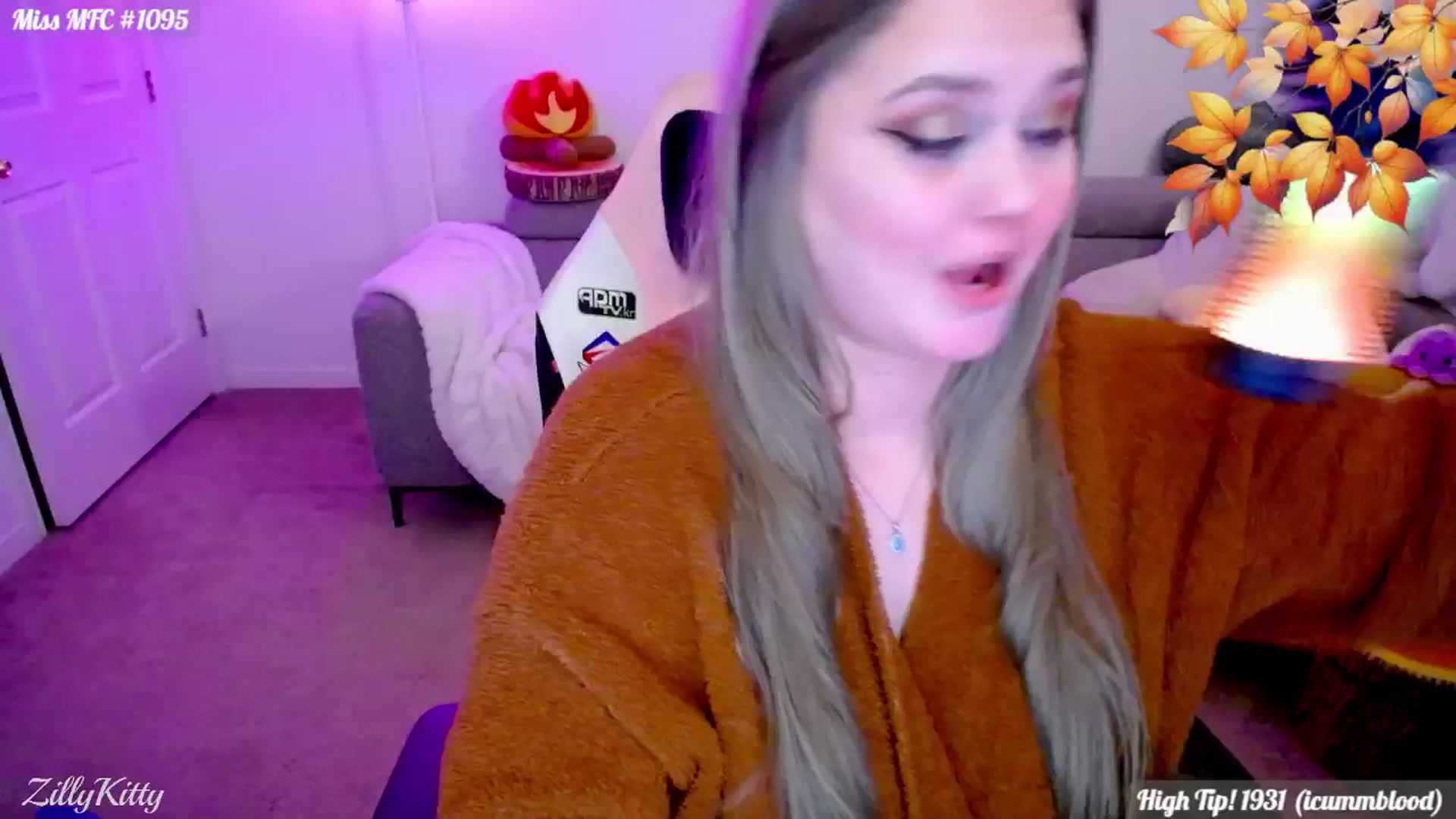 Gallery image thumbnail from ZillyKitty's myfreecams stream on, 11/09/2025, 07:46 image 10 of 20