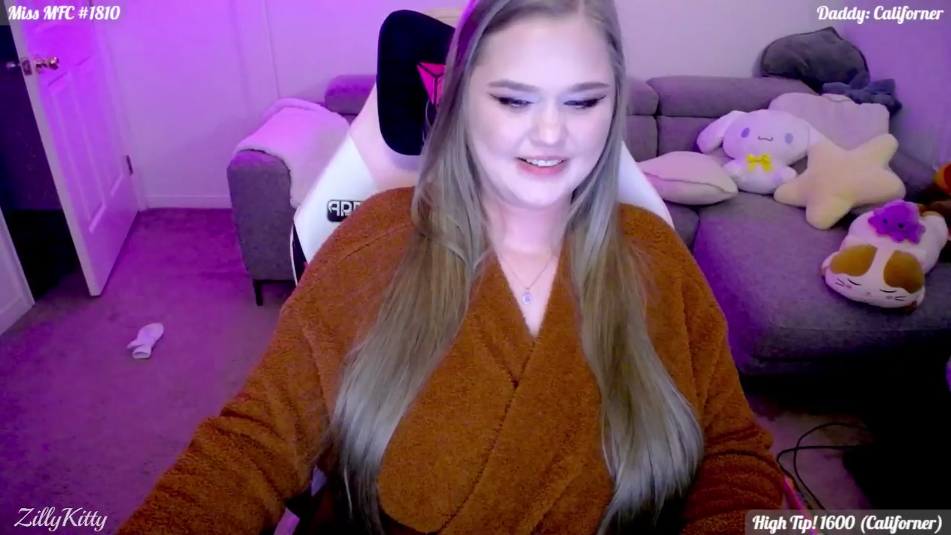 Gallery image thumbnail from ZillyKitty's myfreecams stream on, 01/16/2026, 04:44 image 20 of 20