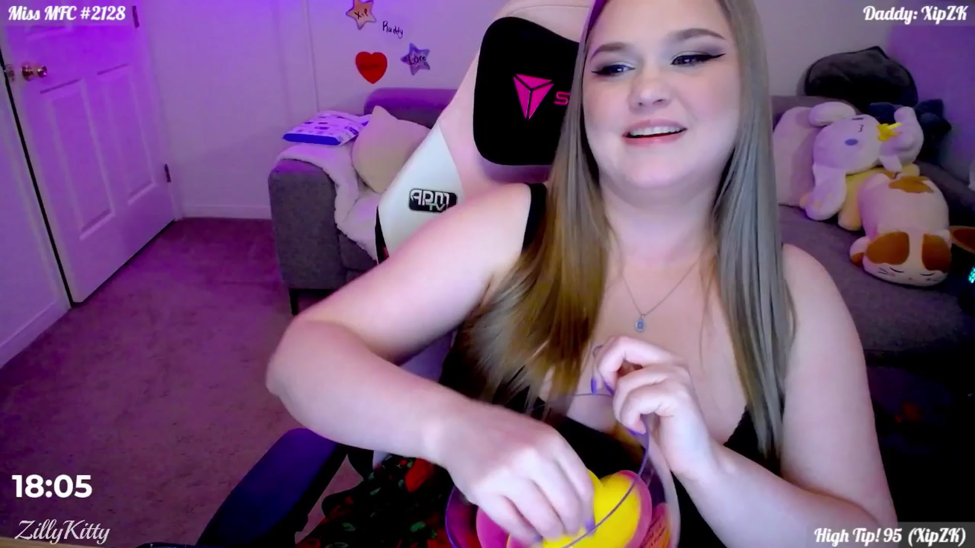 Gallery image thumbnail from ZillyKitty's myfreecams stream on, 02/13/2026, 01:31 image 13 of 20