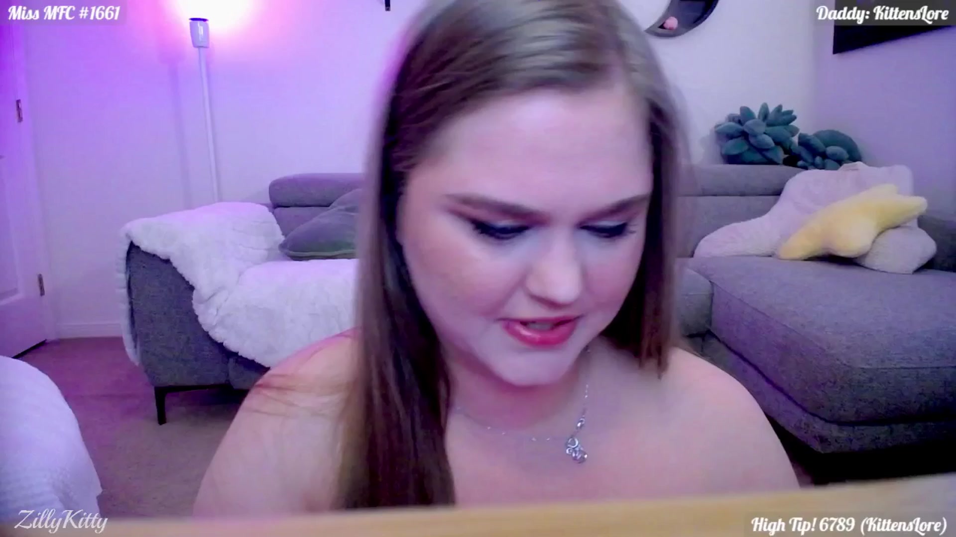 Gallery image thumbnail from ZillyKitty's myfreecams stream on, 04/16/2026, 01:22 image 7 of 20