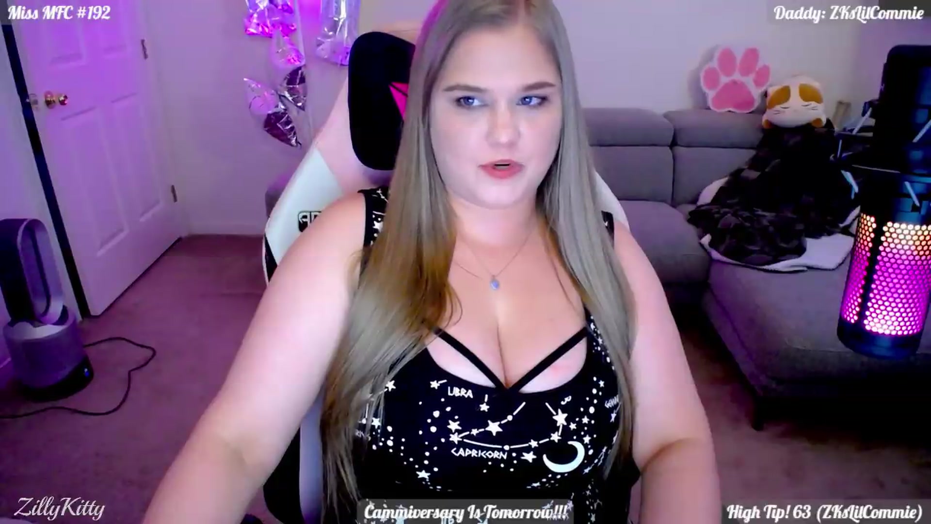 Gallery image thumbnail from ZillyKitty's myfreecams stream on, 07/03/2026, 24:44 image 16 of 20