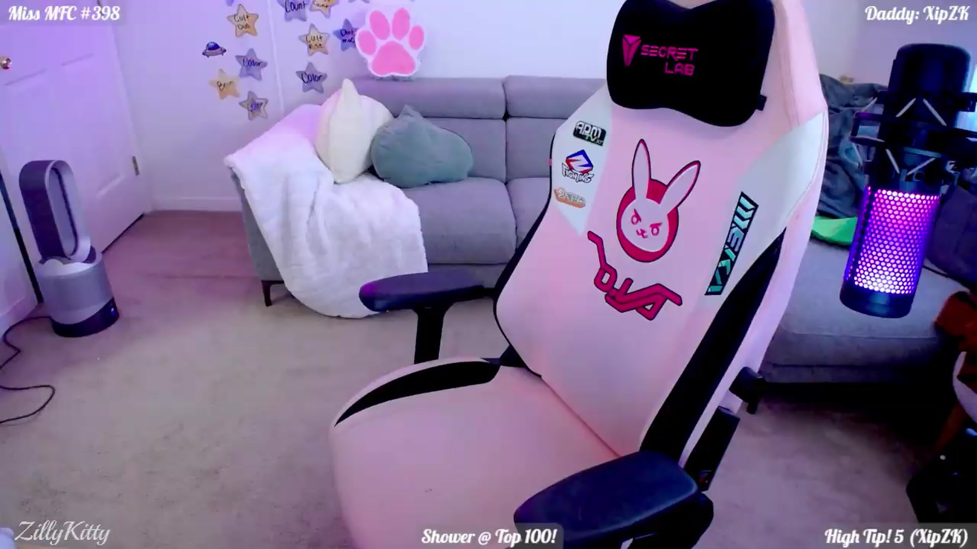 Gallery image thumbnail from ZillyKitty's myfreecams stream on, 07/18/2026, 24:01 image 15 of 20