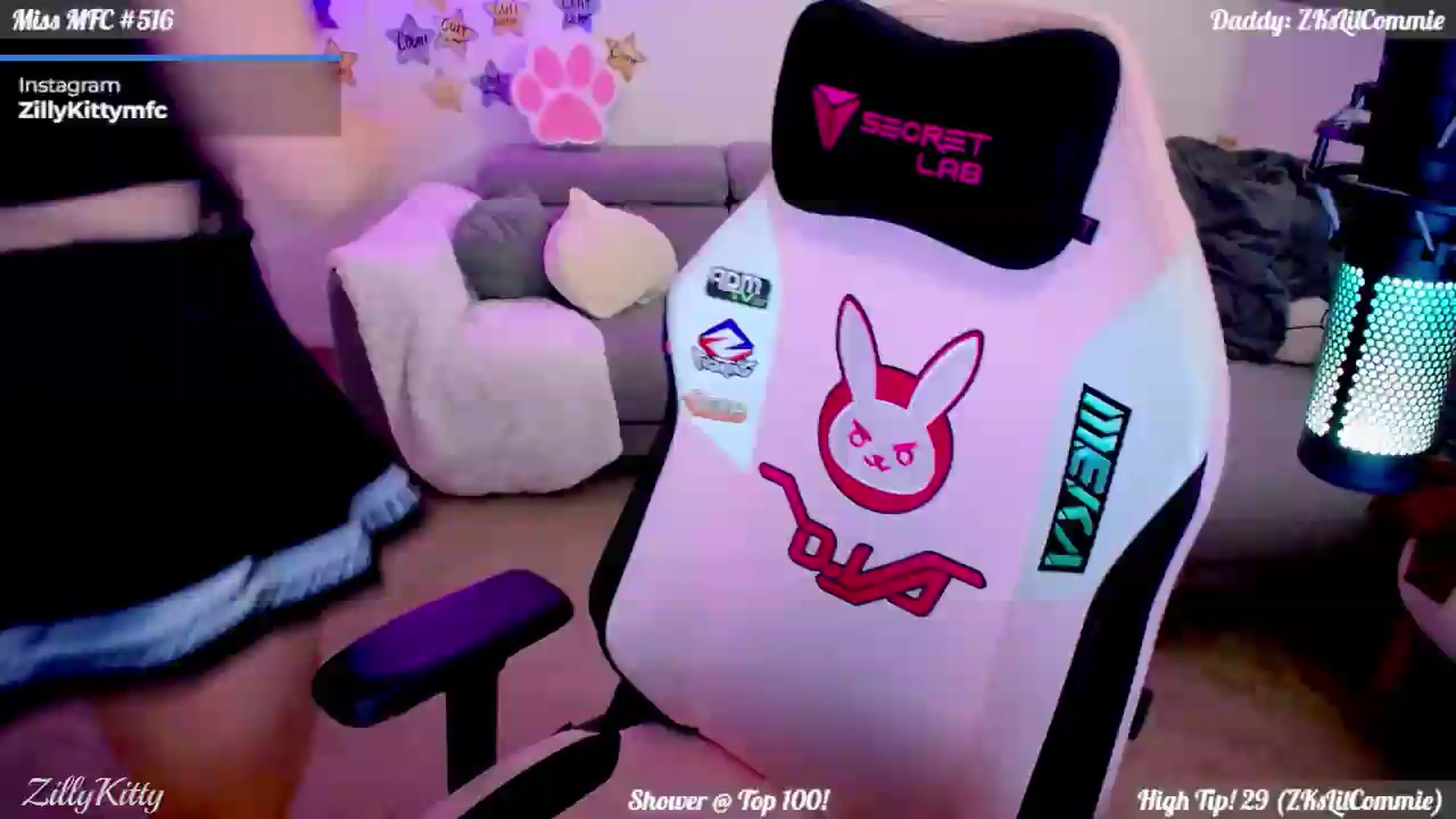 Gallery image thumbnail from ZillyKitty's myfreecams stream on, 07/22/2026, 24:00 image 11 of 20