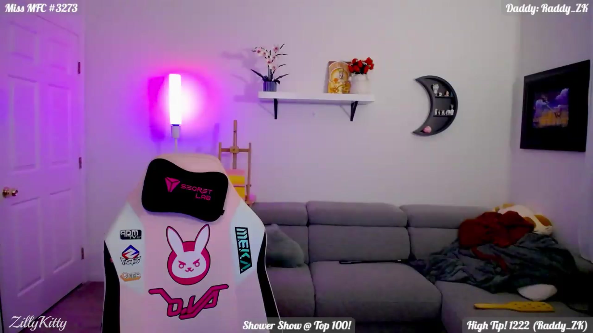 Gallery image thumbnail from ZillyKitty's myfreecams stream on, 08/15/2026, 01:03 image 18 of 20