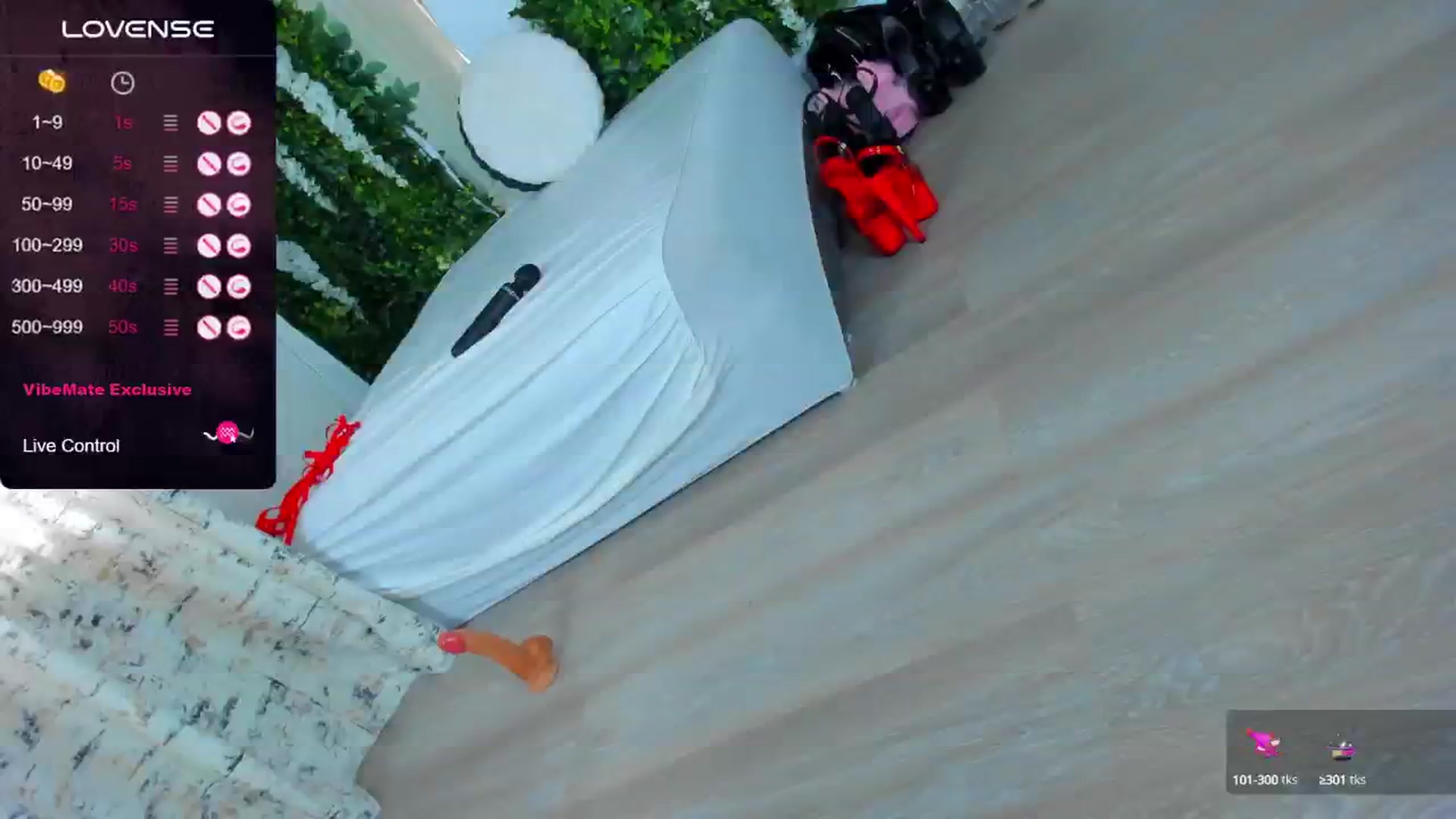 Gallery image thumbnail from ZinaSquirts's myfreecams stream on, 08/31/2024, 11:20 image 11 of 20