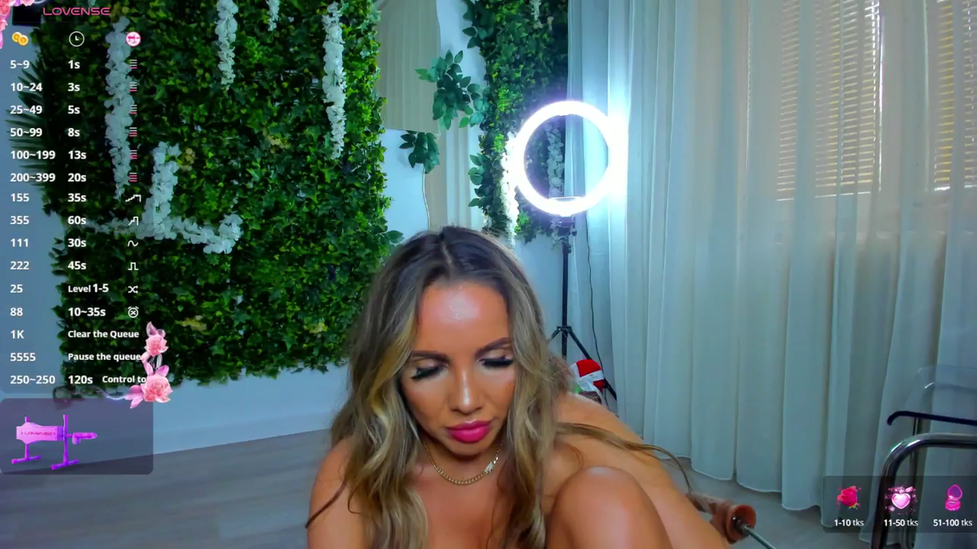 Gallery image thumbnail from ZinaSquirts's myfreecams stream on, 05/26/2025, 12:44 image 20 of 20