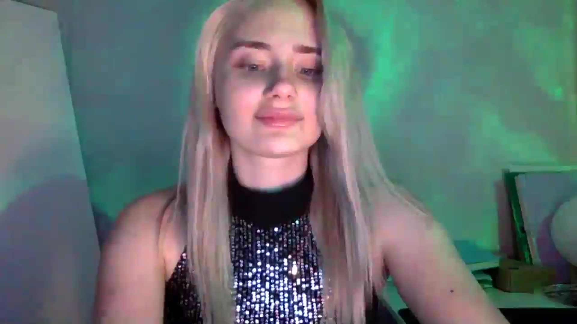 Gallery image thumbnail from Zirelyn's myfreecams stream on, 04/05/2026, 18:17 image 12 of 20