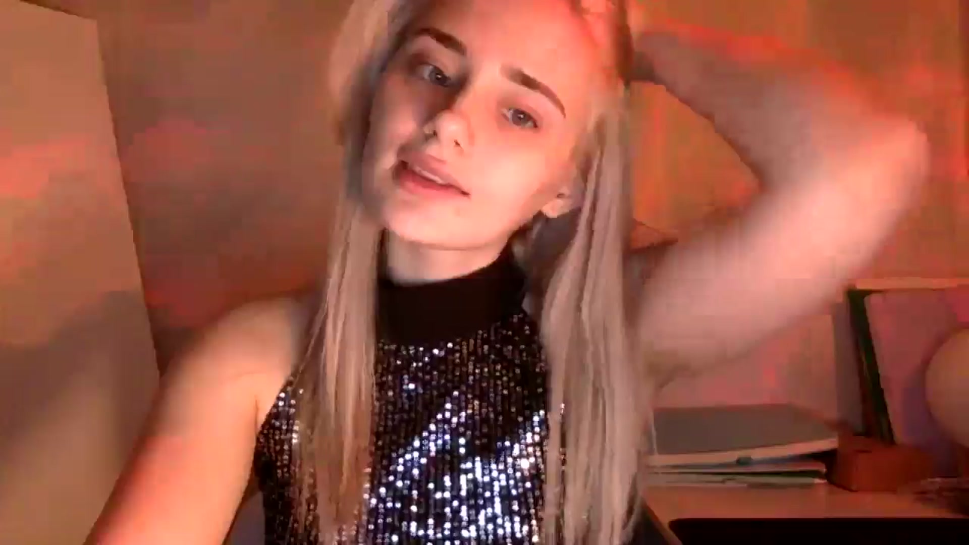 Gallery image thumbnail from Zirelyn's myfreecams stream on, 04/05/2026, 18:17 image 4 of 20