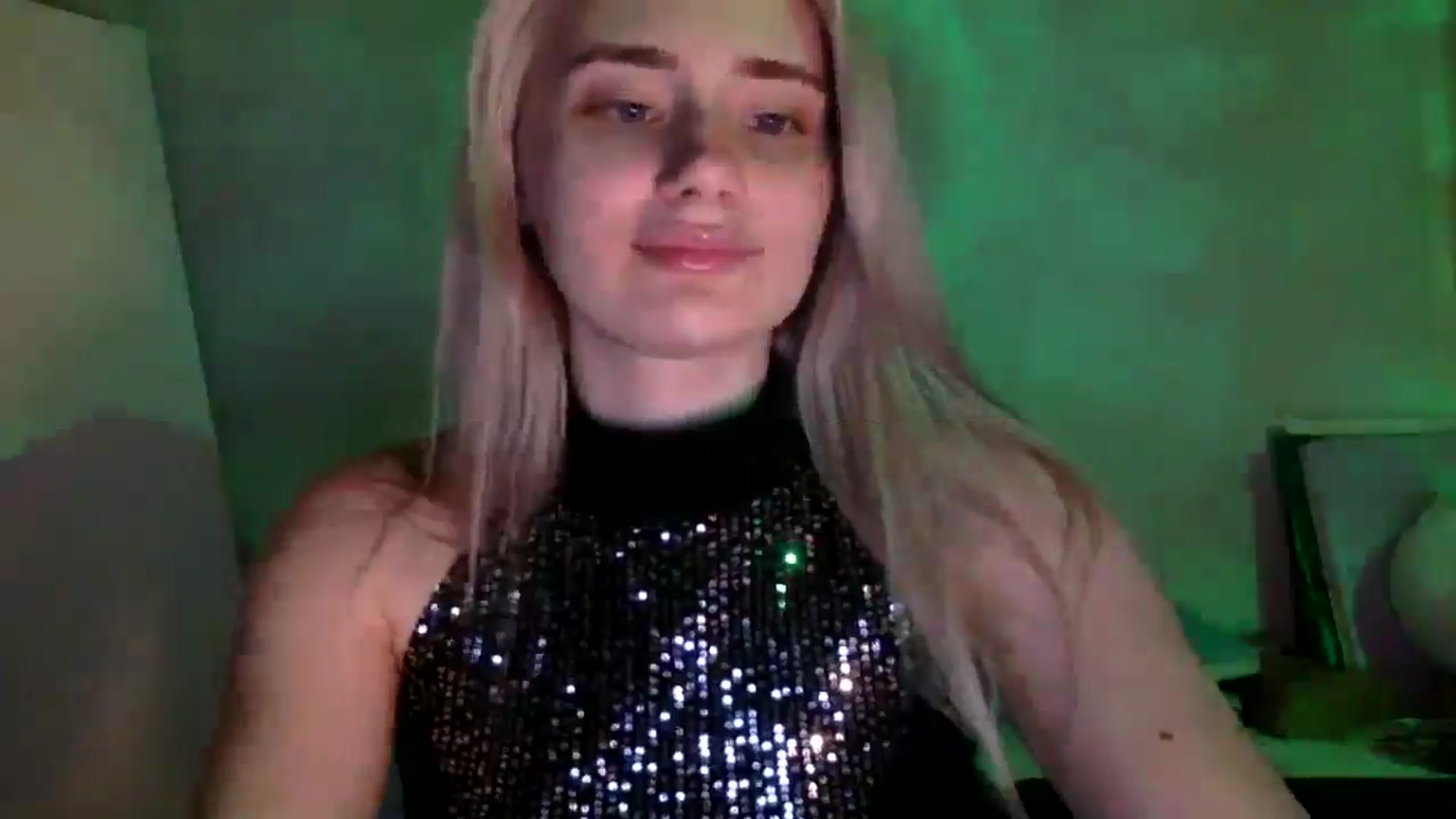 Gallery image thumbnail from Zirelyn's myfreecams stream on, 04/05/2026, 18:17 image 19 of 20