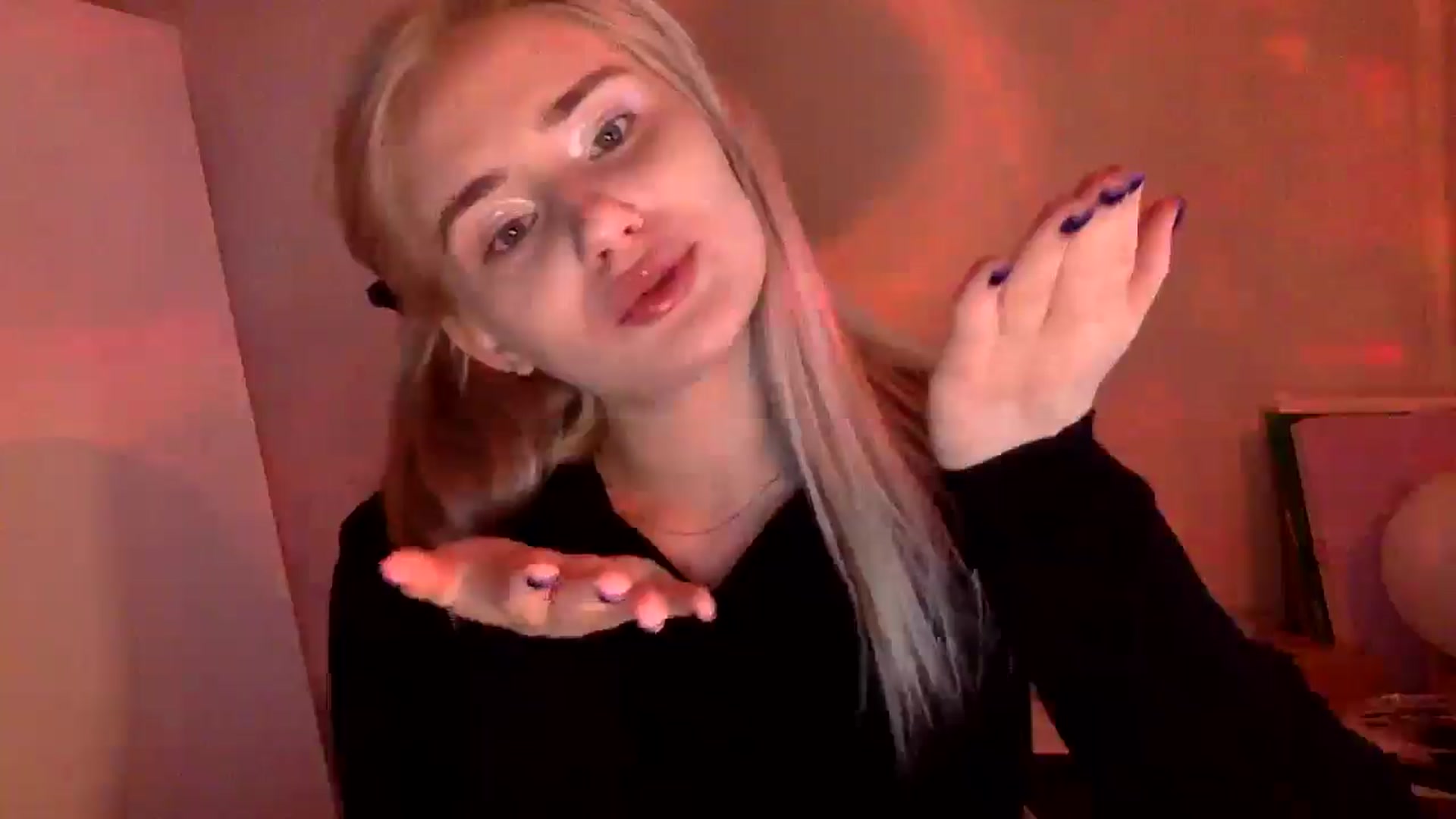 Gallery image thumbnail from Zirelyn's myfreecams stream on, 04/06/2026, 18:05 image 8 of 20