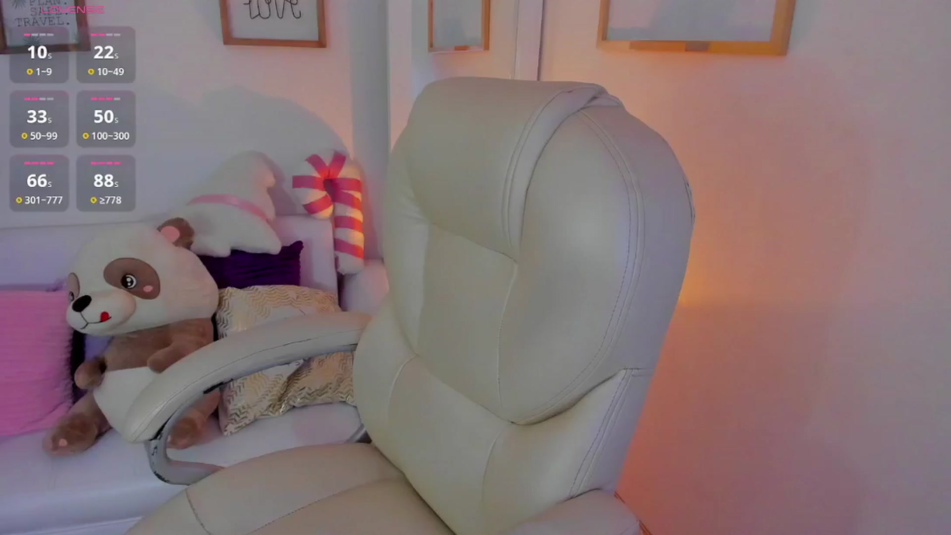 Gallery image thumbnail from Zobe_love's myfreecams stream on, 01/12/2026, 21:54 image 19 of 20