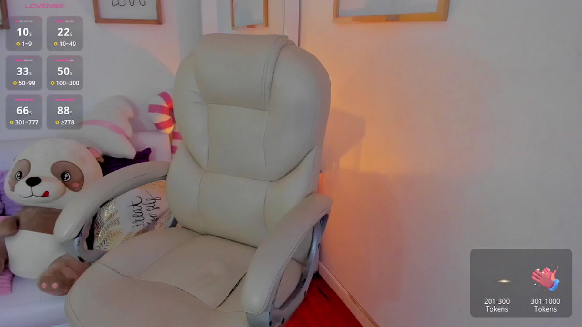 Gallery image thumbnail from Zobe_love's myfreecams stream on, 01/15/2026, 21:51 image 1 of 20