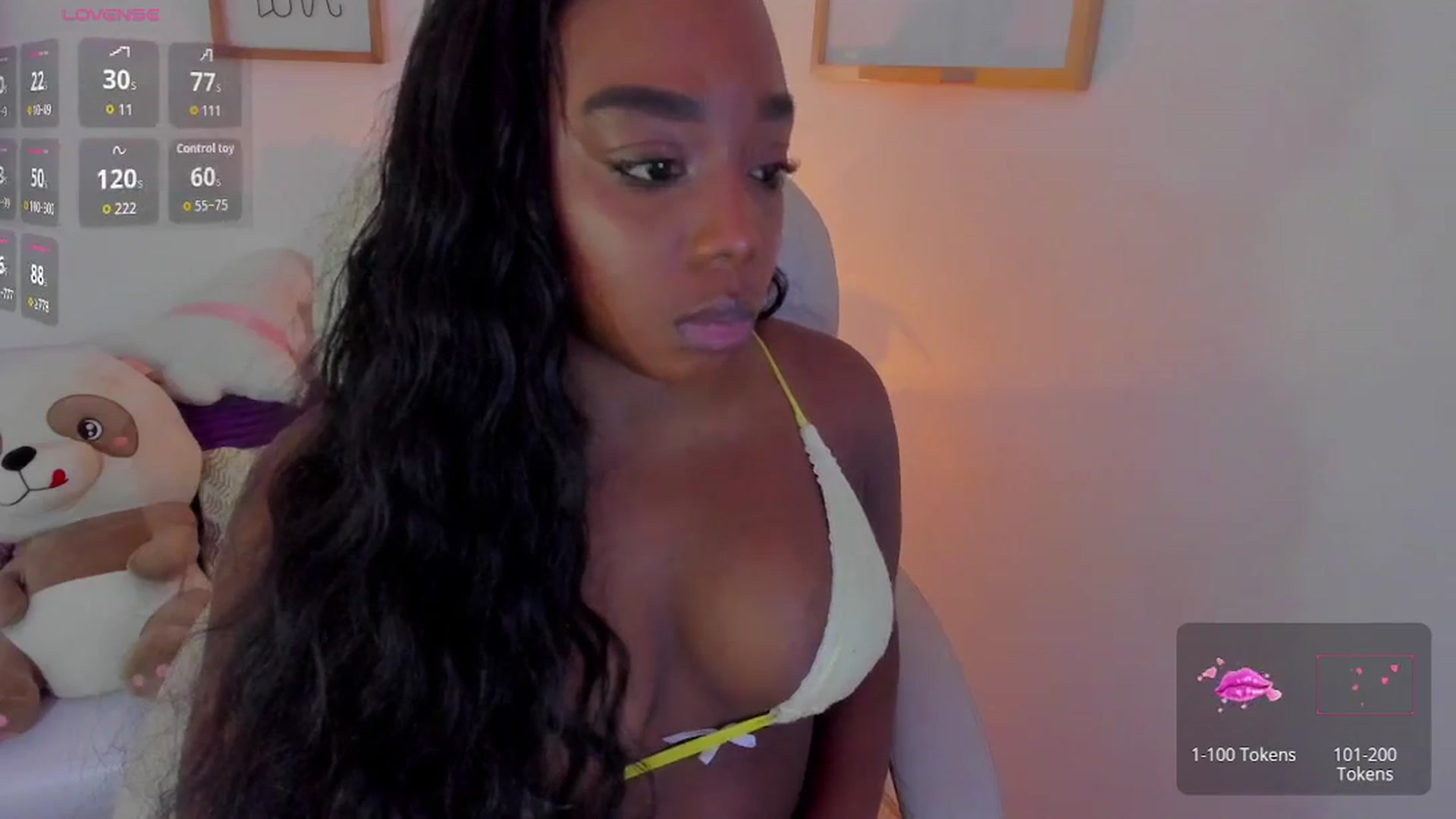 Gallery image thumbnail from Zobe_love's myfreecams stream on, 01/21/2026, 18:33 image 17 of 20