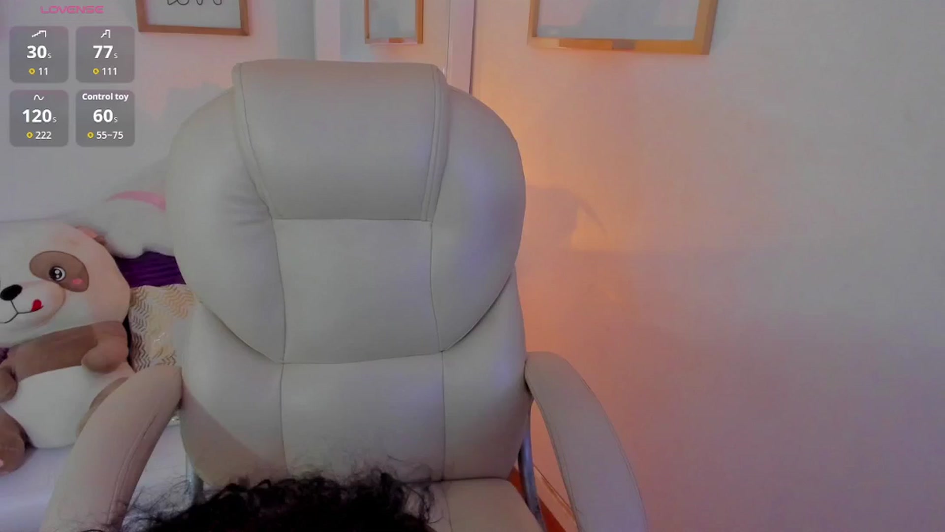 Gallery image thumbnail from Zobe_love's myfreecams stream on, 01/21/2026, 18:33 image 2 of 20