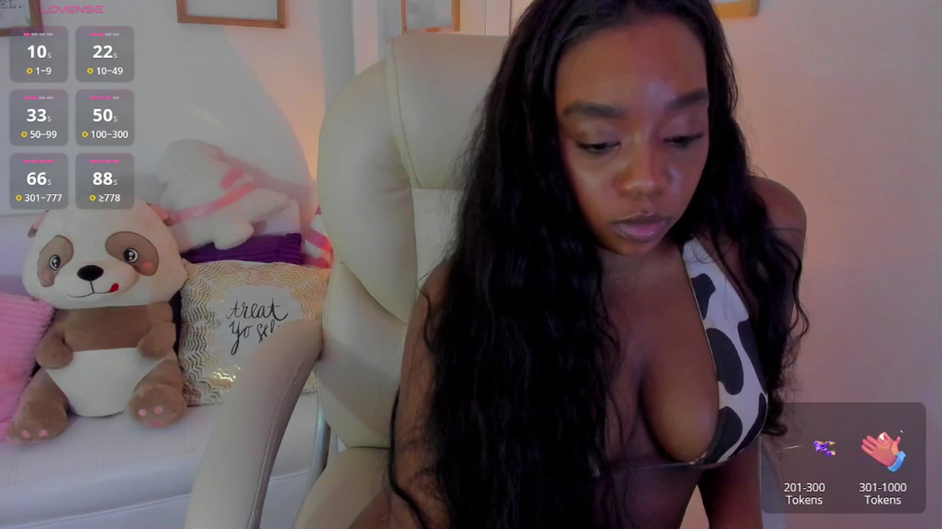 Gallery image thumbnail from Zobe_love's myfreecams stream on, 02/06/2026, 24:02 image 11 of 20