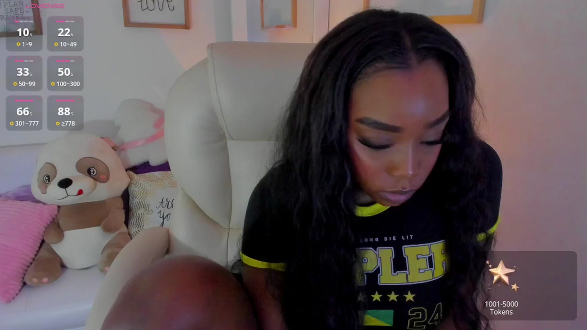 Gallery image thumbnail from Zobe_love's myfreecams stream on, 02/11/2026, 20:01 image 16 of 20