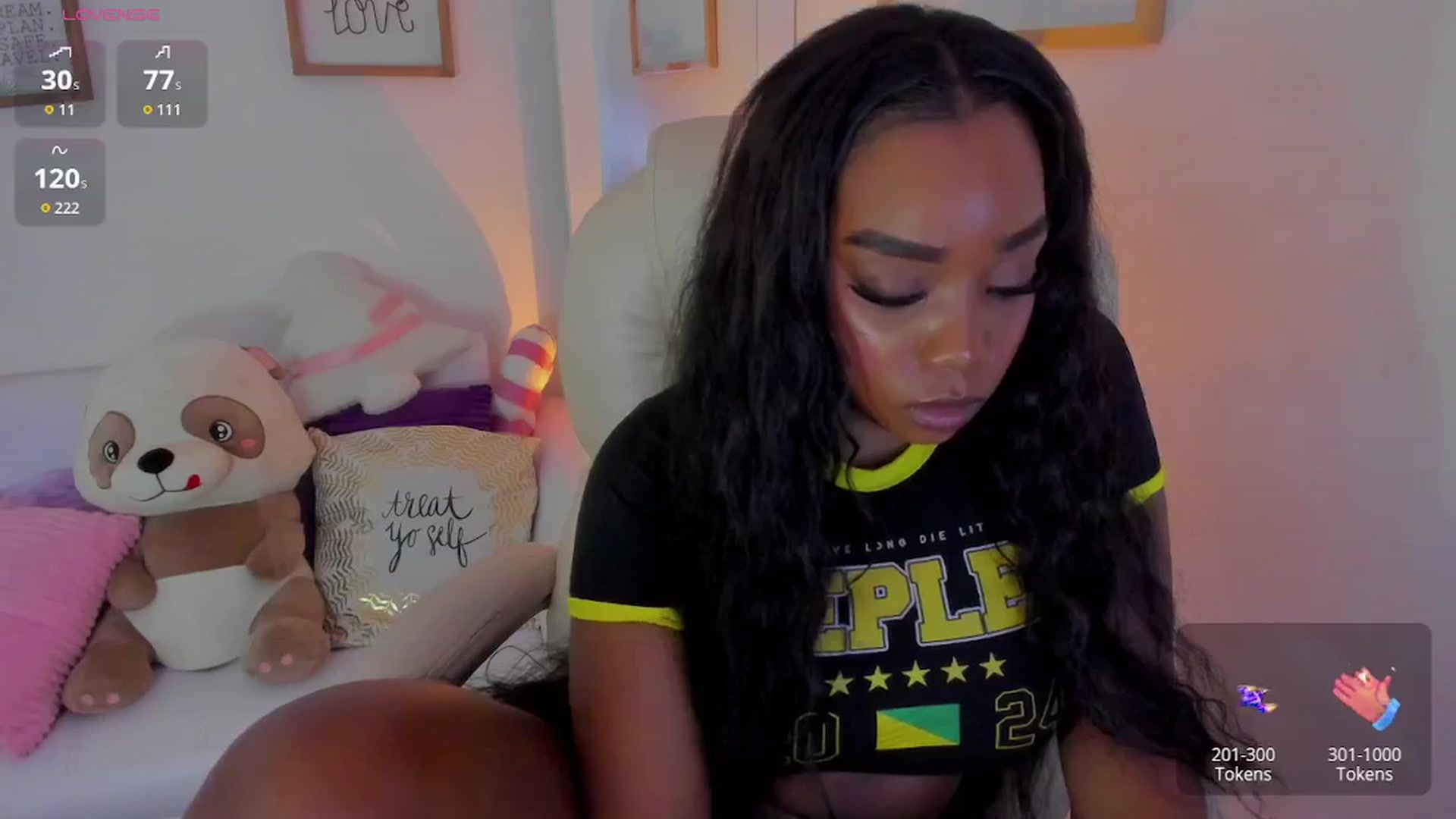 Gallery image thumbnail from Zobe_love's myfreecams stream on, 02/12/2026, 24:06 image 7 of 20