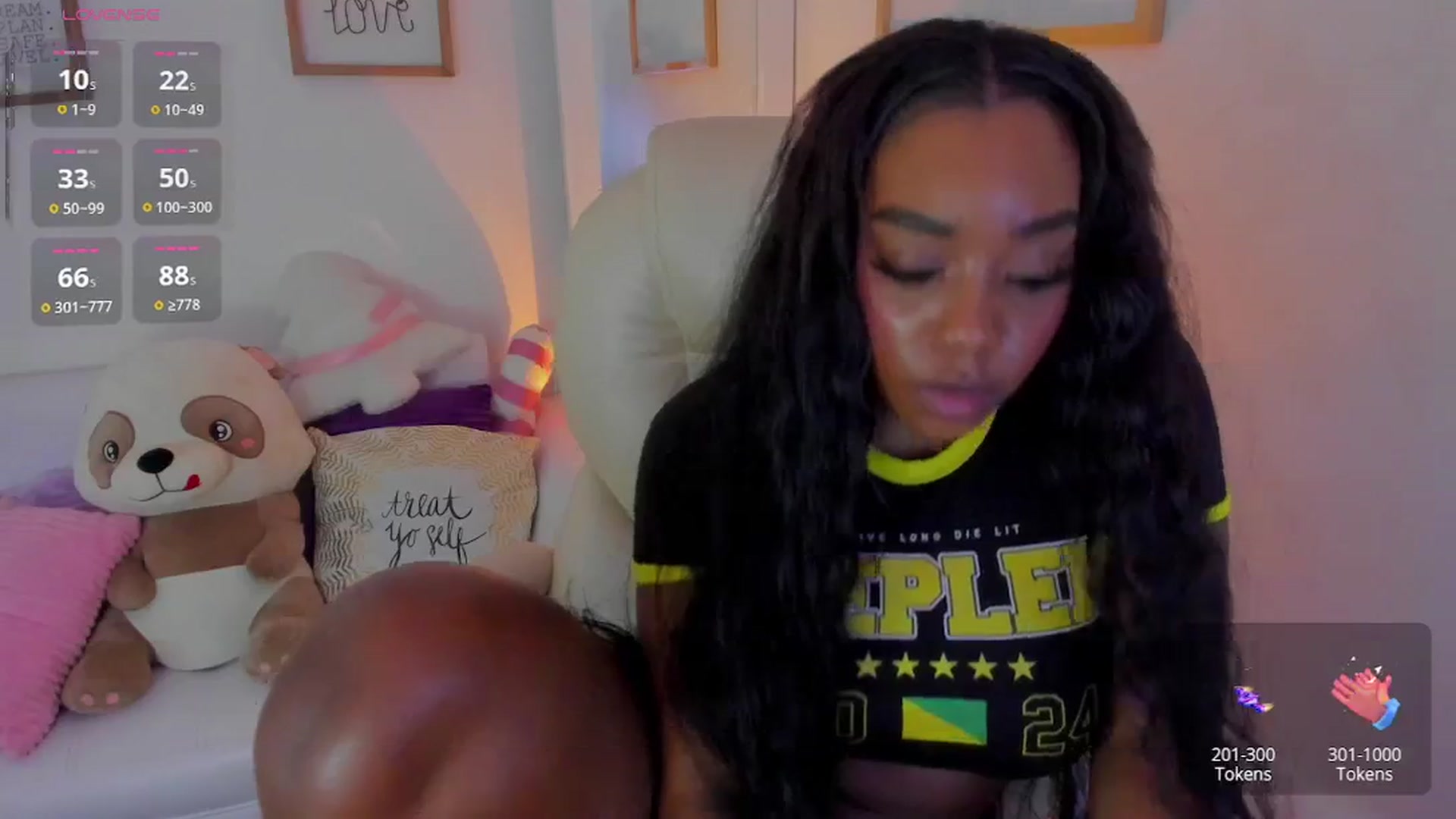 Gallery image thumbnail from Zobe_love's myfreecams stream on, 02/12/2026, 24:06 image 10 of 20