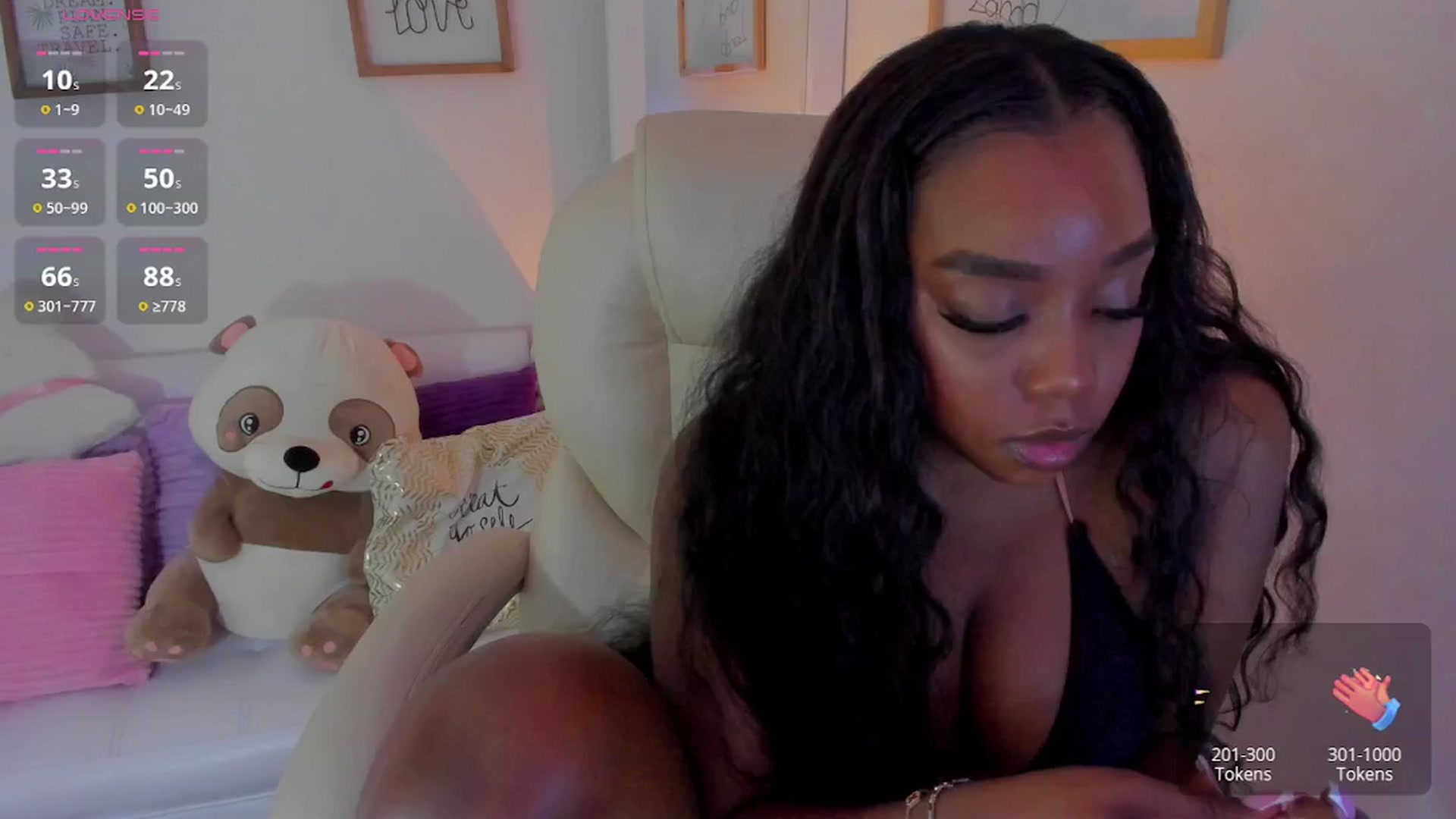 Gallery image thumbnail from Zobe_love's myfreecams stream on, 02/13/2026, 21:08 image 11 of 20