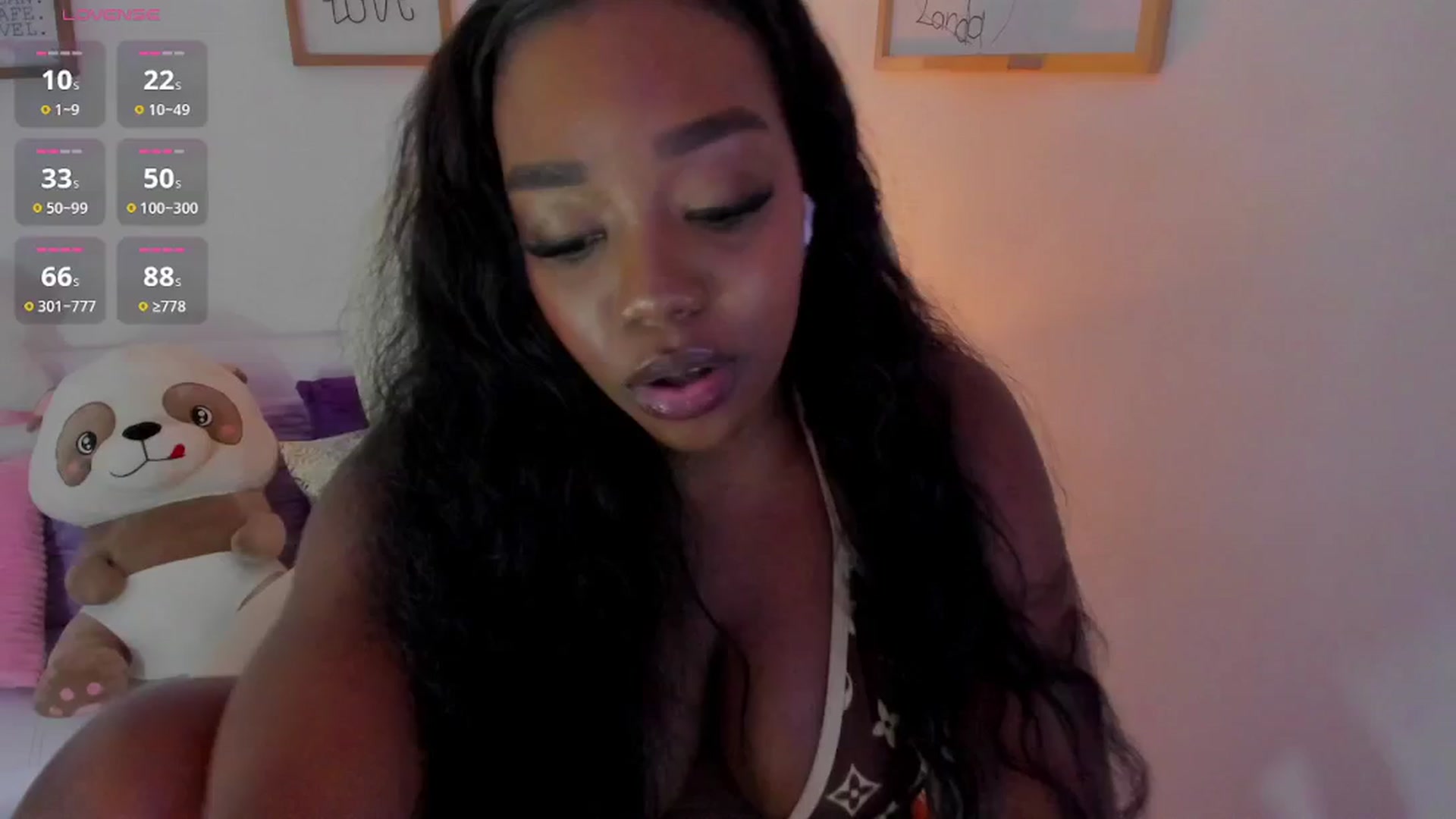 Gallery image thumbnail from Zobe_love's myfreecams stream on, 02/19/2026, 21:30 image 3 of 20