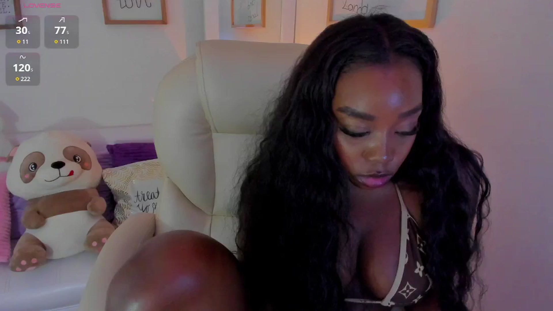 Gallery image thumbnail from Zobe_love's myfreecams stream on, 02/19/2026, 21:30 image 18 of 20