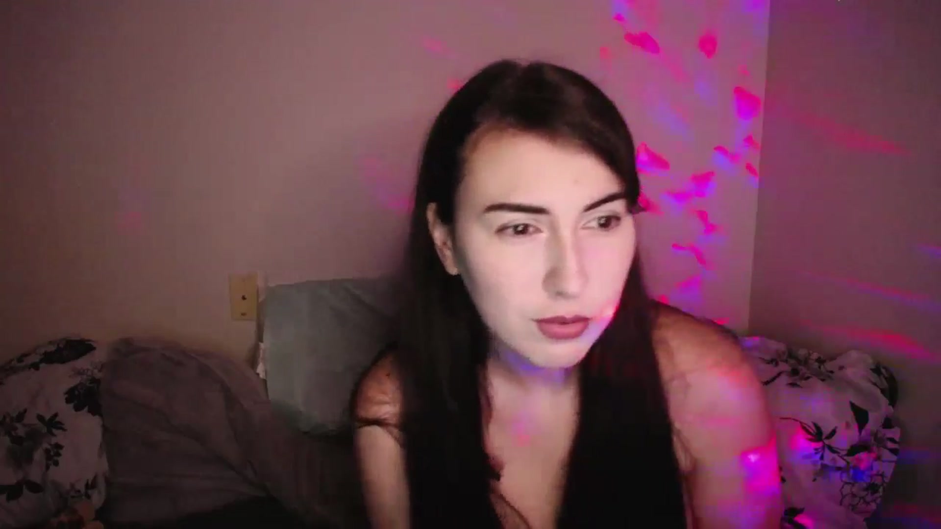 Gallery image thumbnail from Zobot's myfreecams stream on, 08/16/2024, 06:43 image 4 of 20