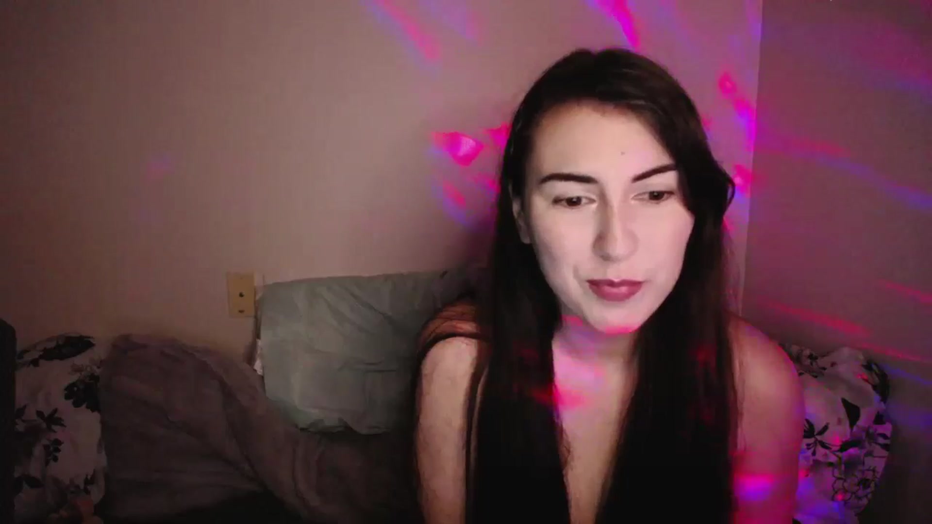 Gallery image thumbnail from Zobot's myfreecams stream on, 08/16/2024, 06:43 image 8 of 20