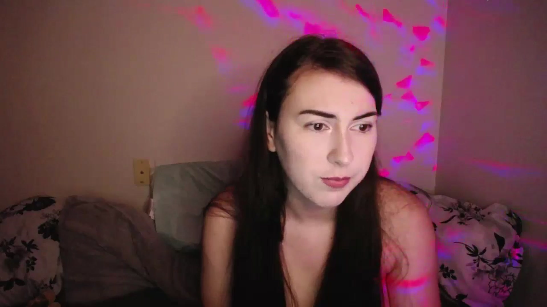 Gallery image thumbnail from Zobot's myfreecams stream on, 08/16/2024, 06:43 image 3 of 20