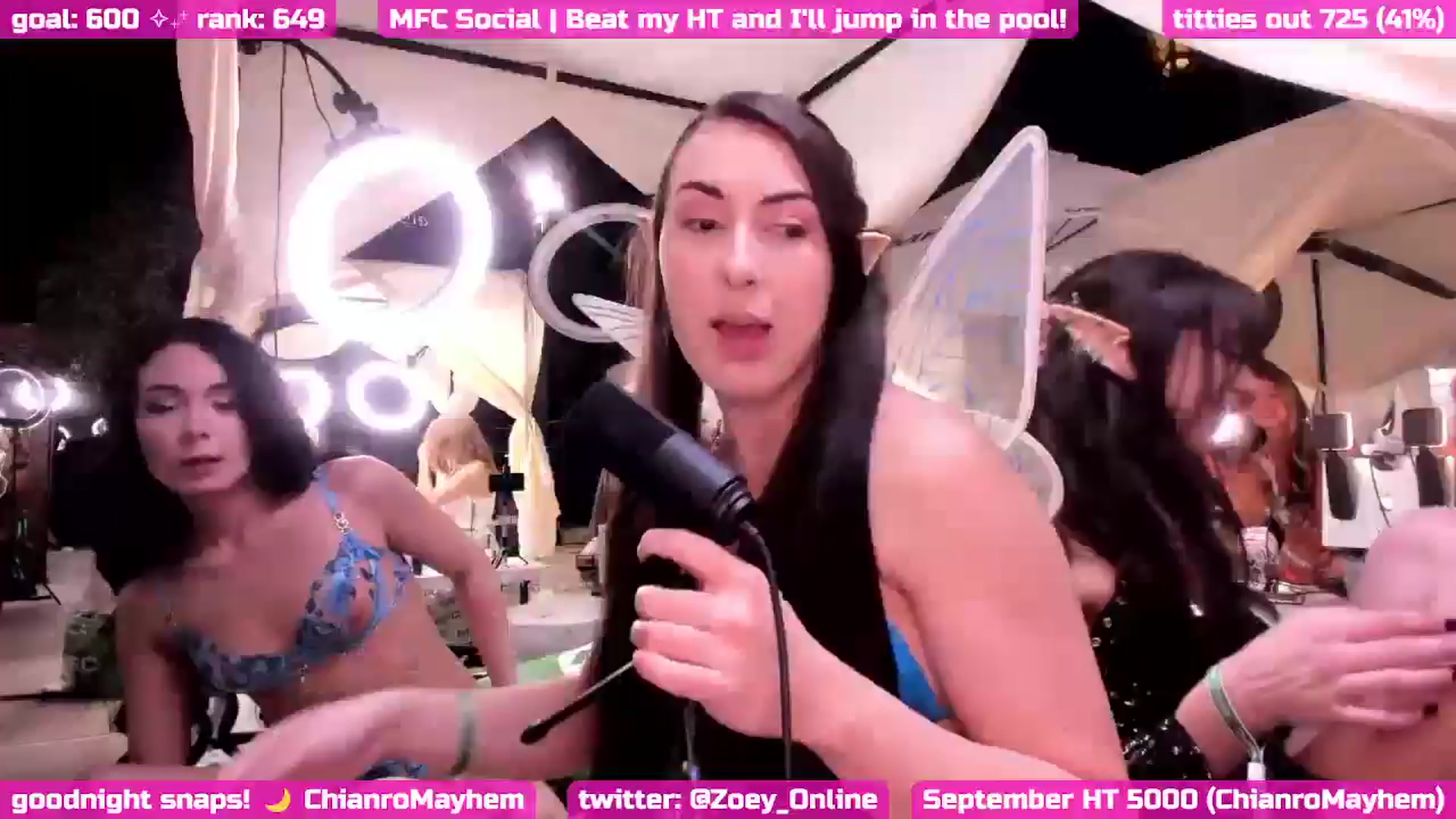 Gallery image thumbnail from Zobot's myfreecams stream on, 09/25/2024, 04:33 image 13 of 20