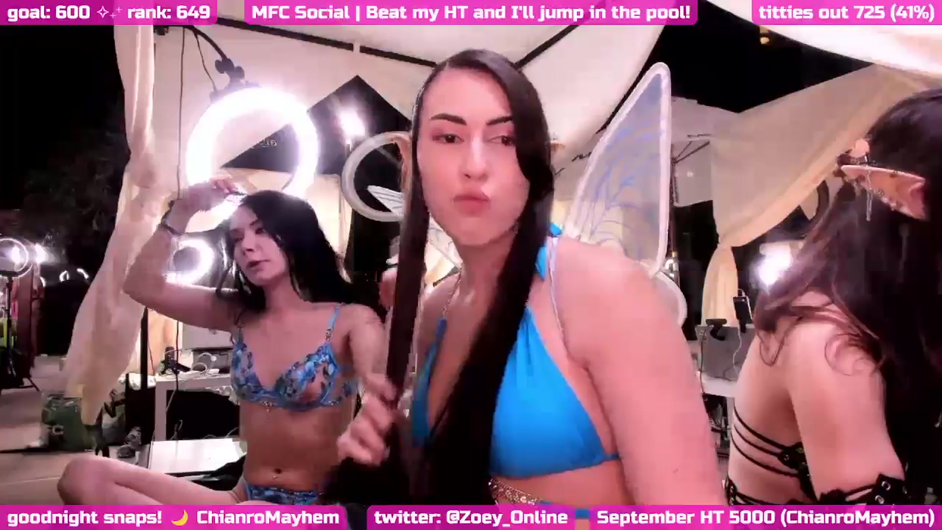 Gallery image thumbnail from Zobot's myfreecams stream on, 09/25/2024, 04:33 image 12 of 20