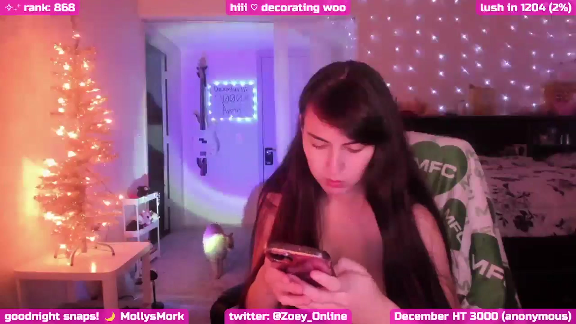 Gallery image thumbnail from Zobot's myfreecams stream on, 12/18/2024, 06:39 image 14 of 20