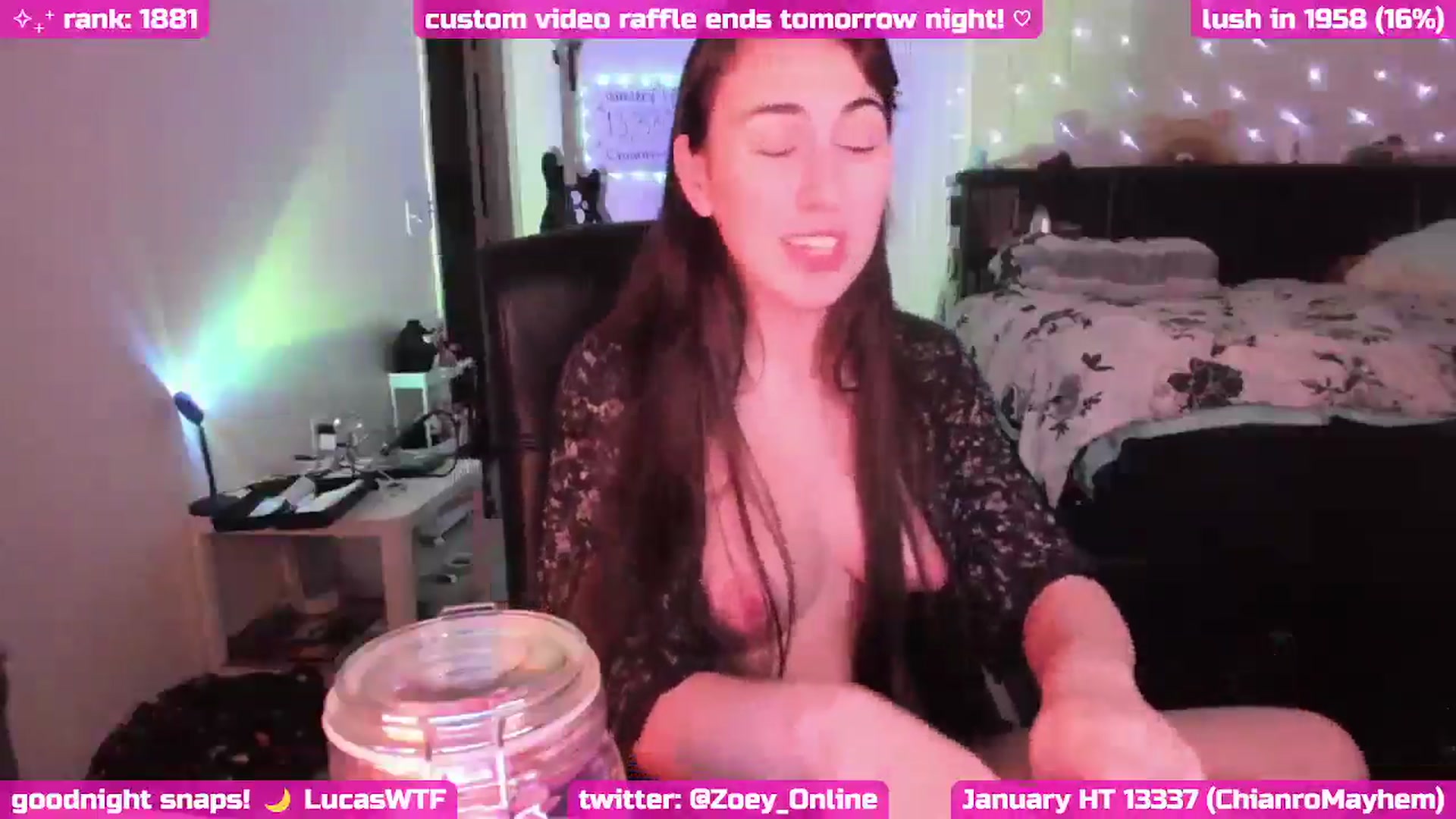 Gallery image thumbnail from Zobot's myfreecams stream on, 01/31/2025, 07:53 image 20 of 20